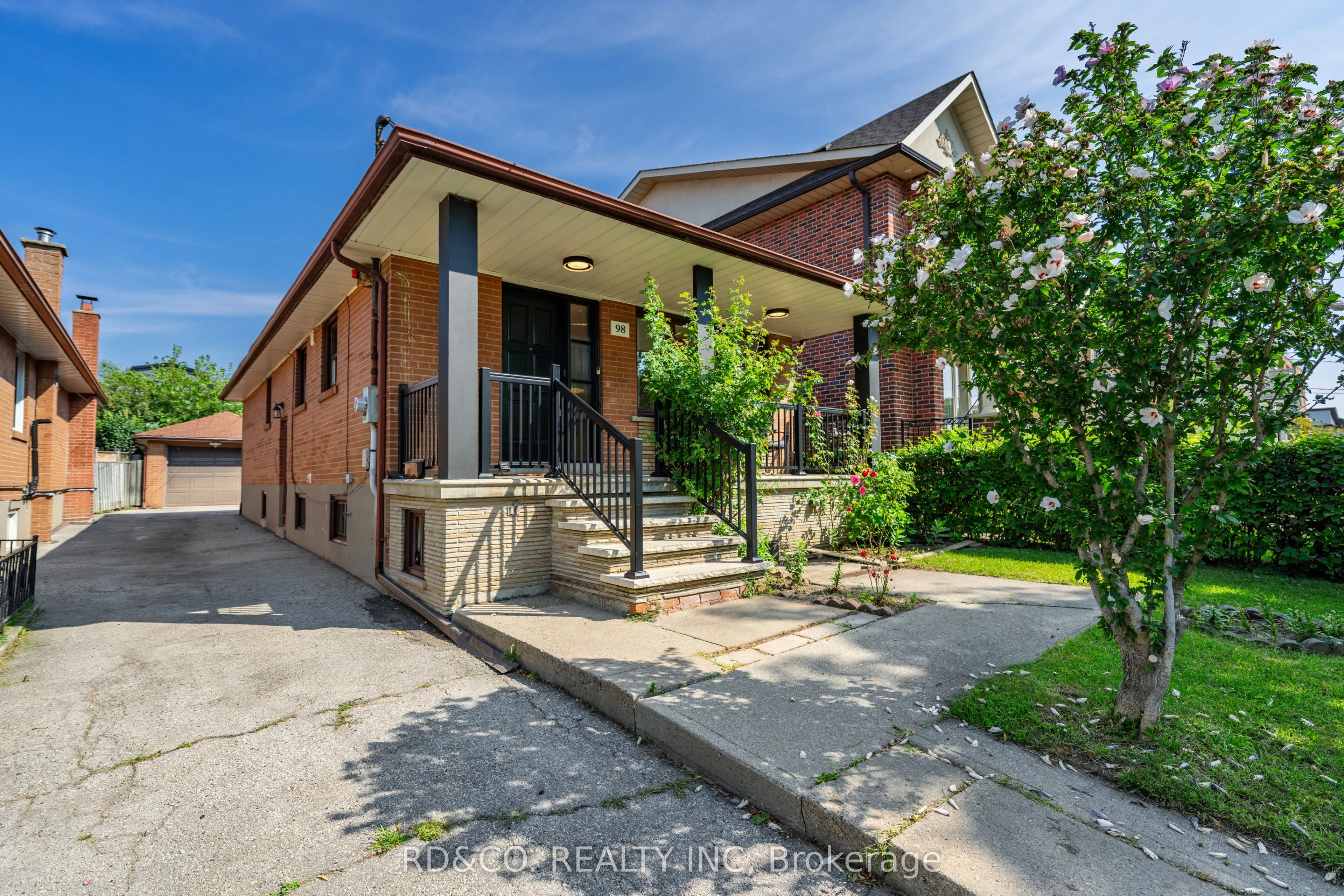 98 Hay Avenue