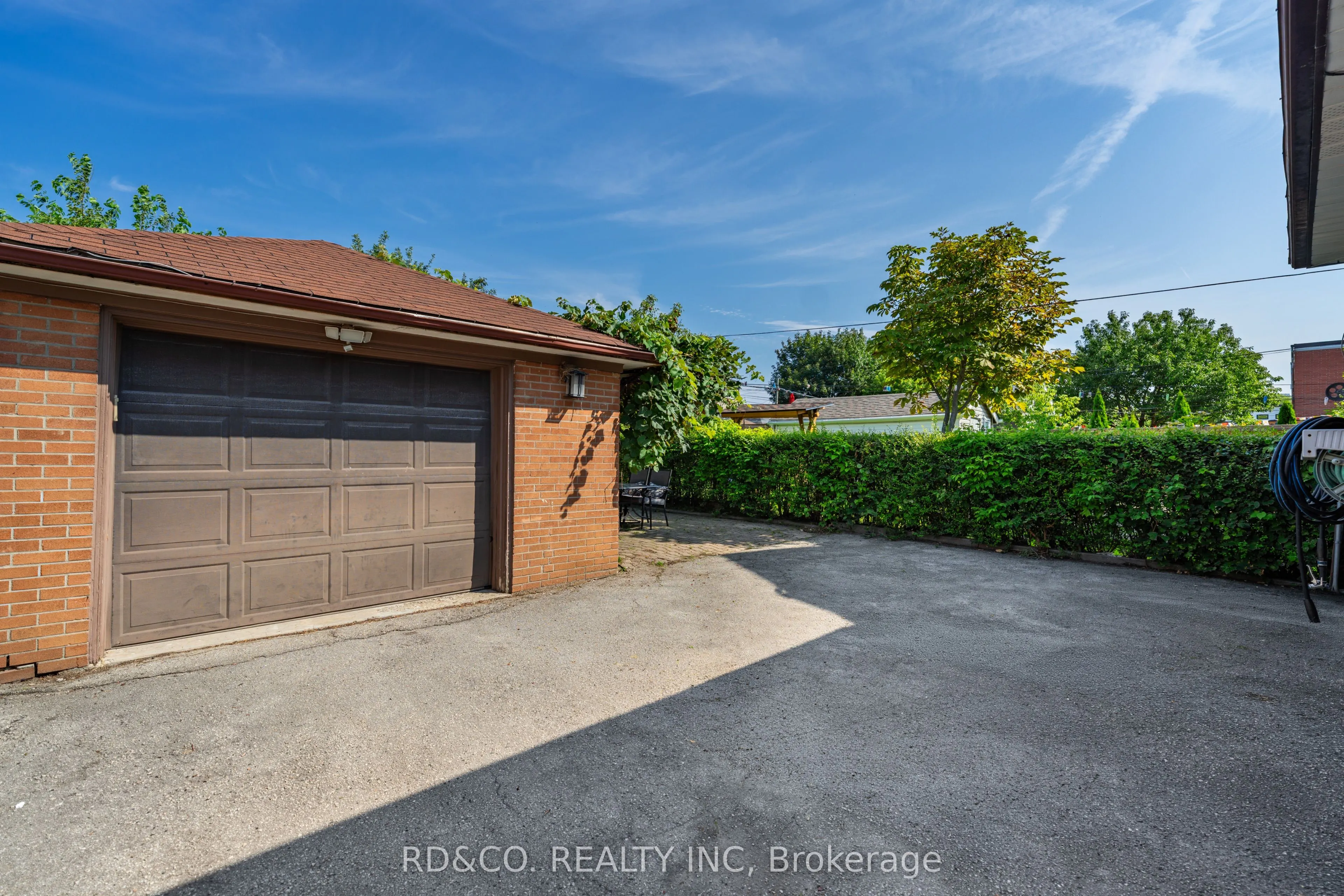 98 Hay Avenue