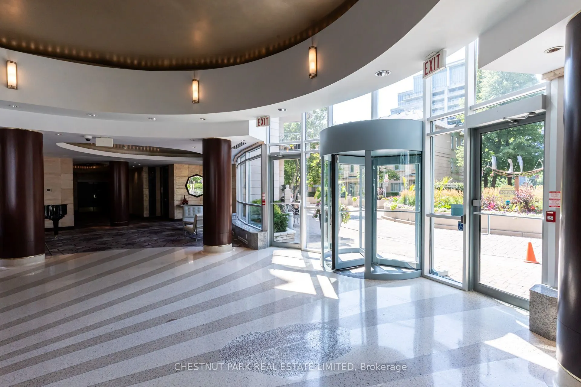 2111 Lake Shore Boulevard W #1208