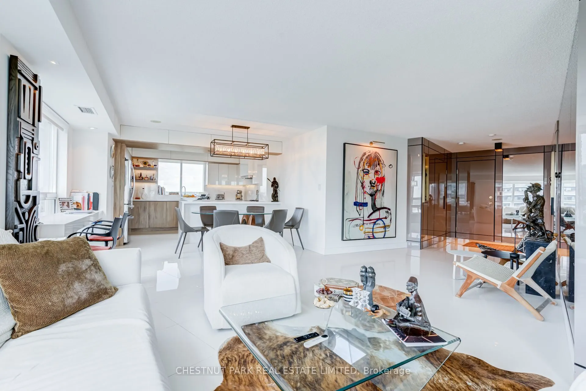 2111 Lake Shore Boulevard W #1208