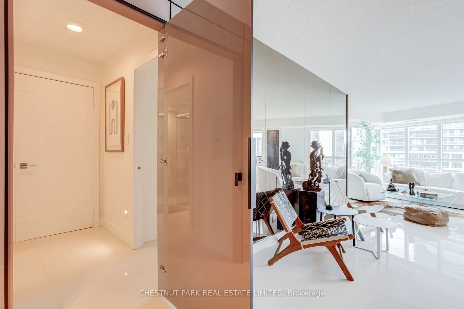 2111 Lake Shore Boulevard W #1208