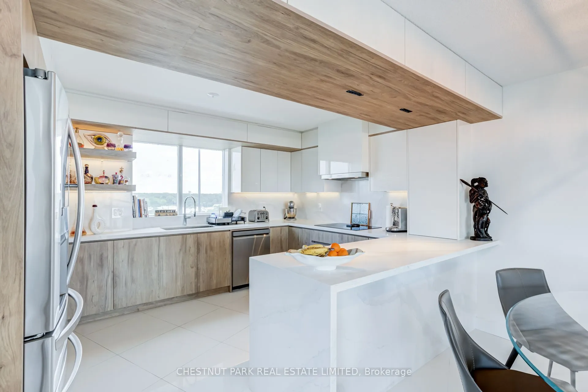2111 Lake Shore Boulevard W #1208