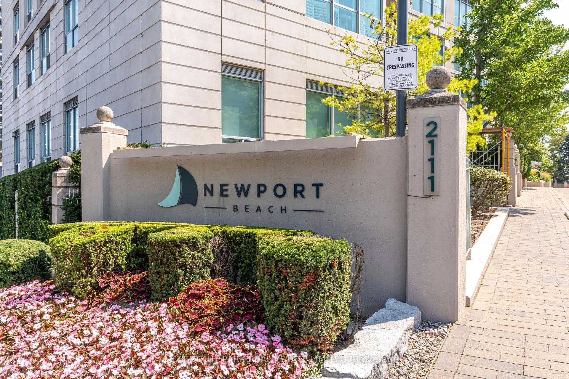 2111 Lake Shore Boulevard W #1208