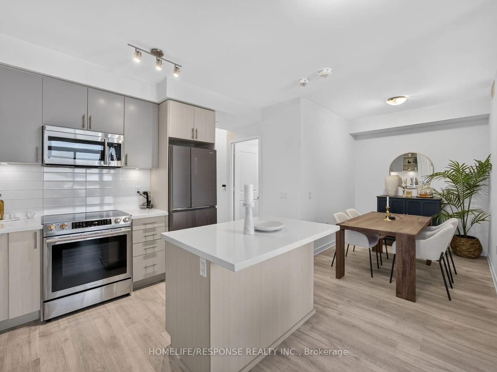 4699 Glen Erin Drive #410