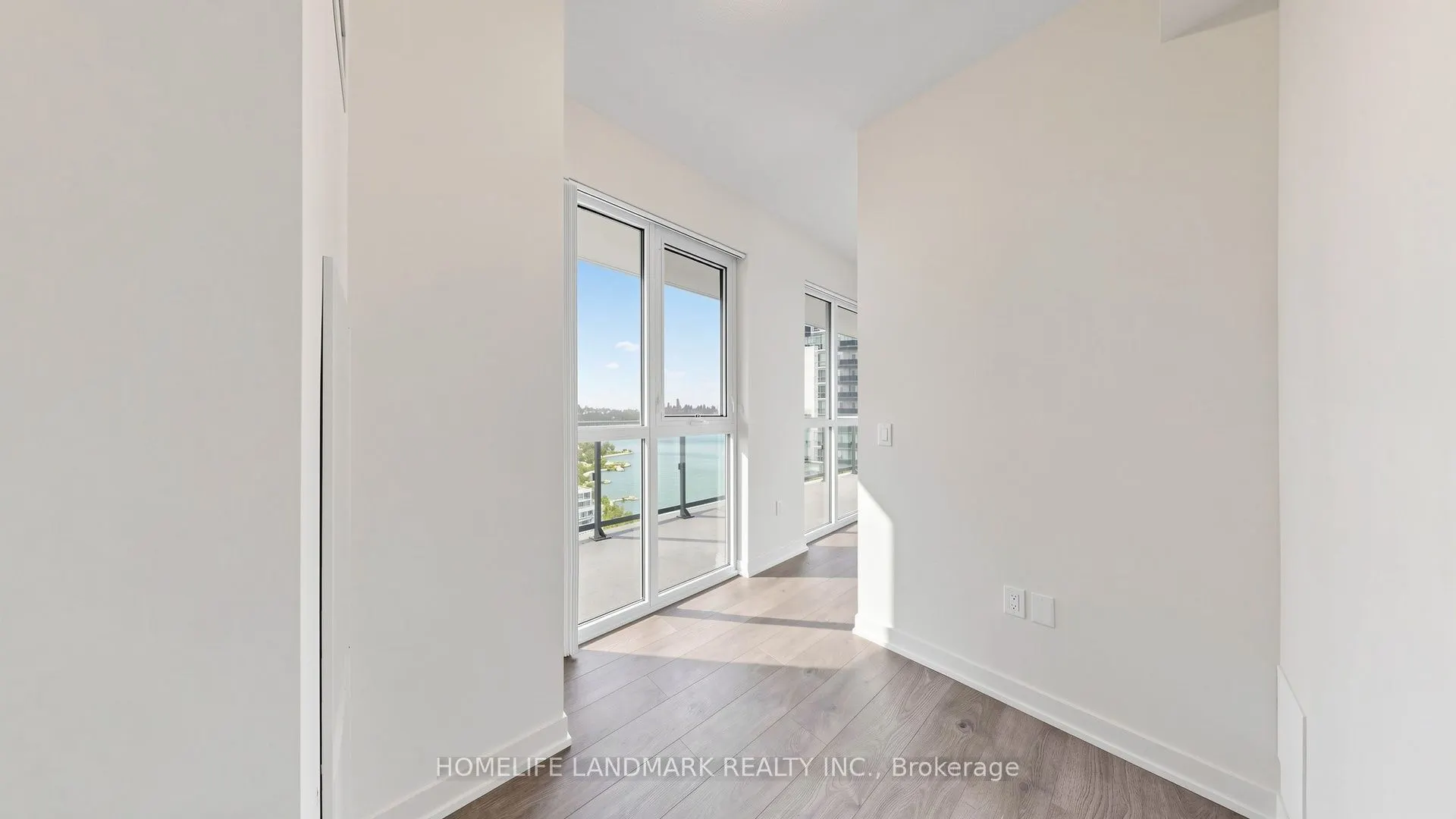 38 Annie Craig Drive #2702