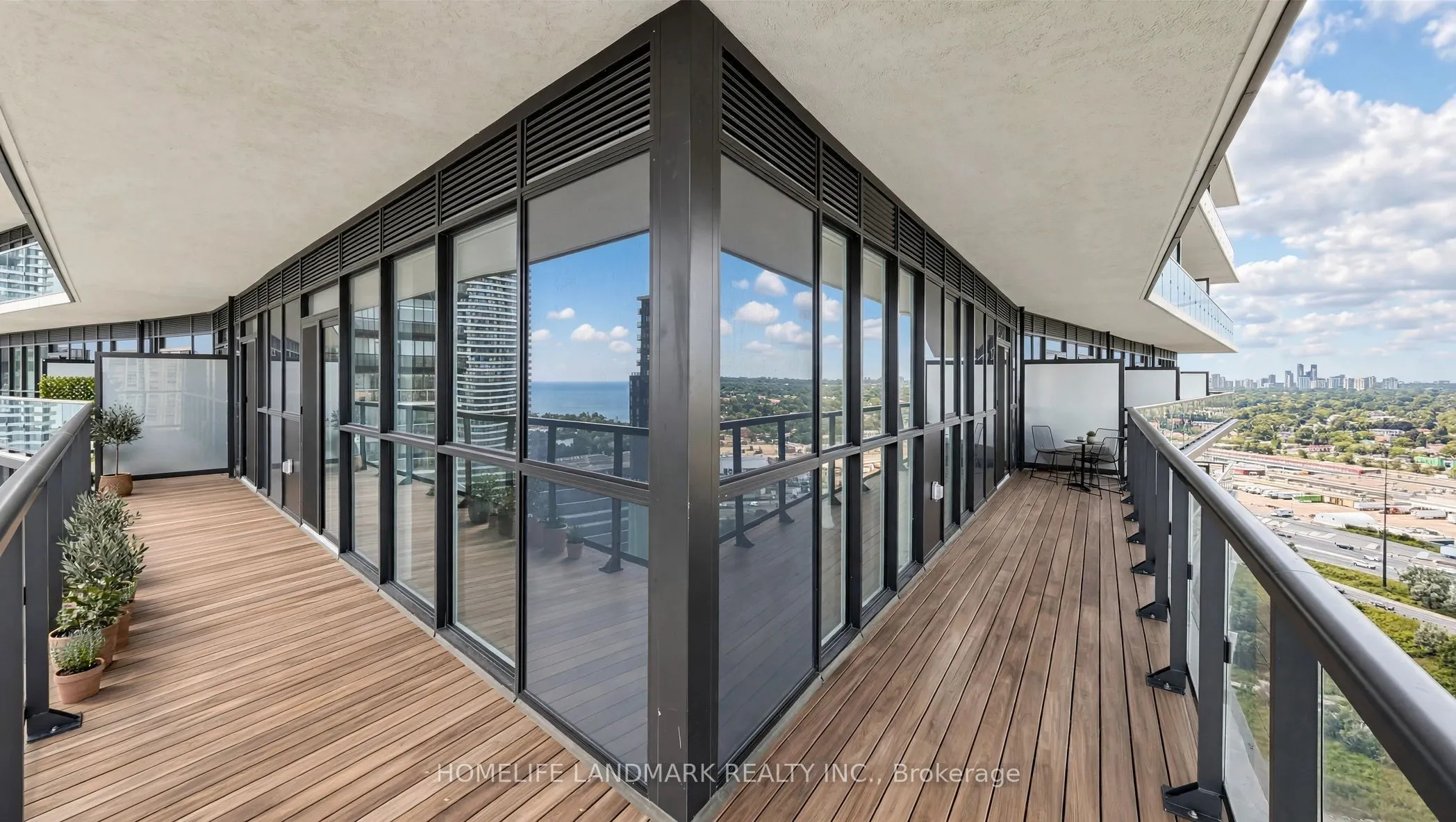 38 Annie Craig Drive #2702