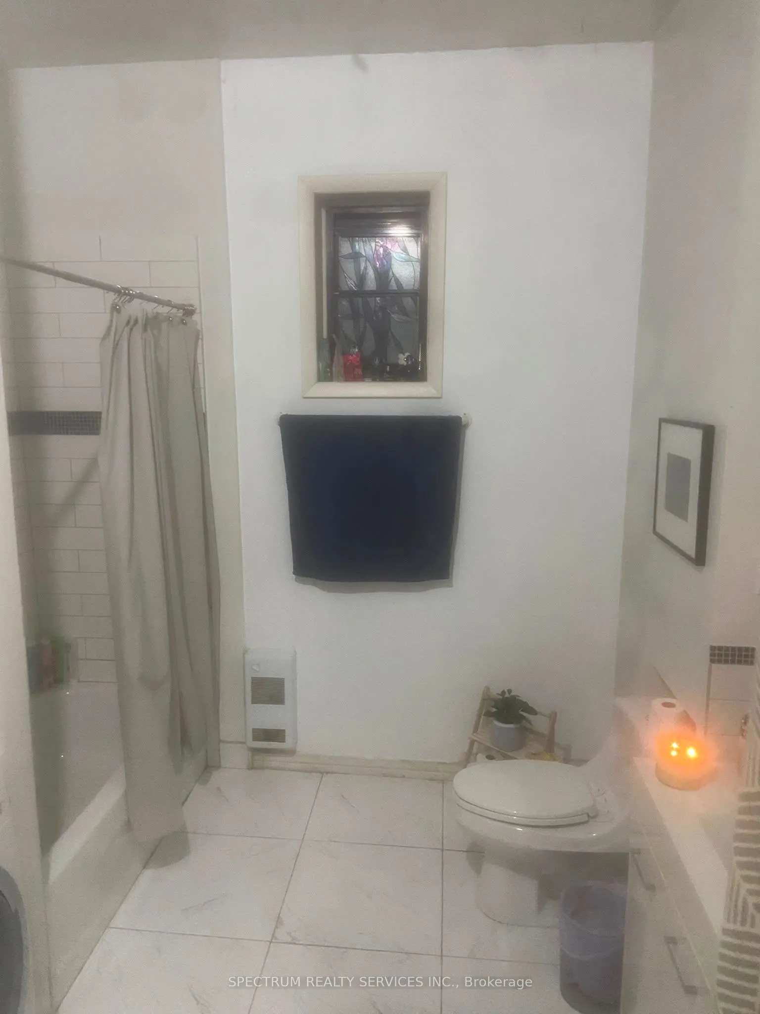 3126 Dundas Street W #Rear Main Floor Loft