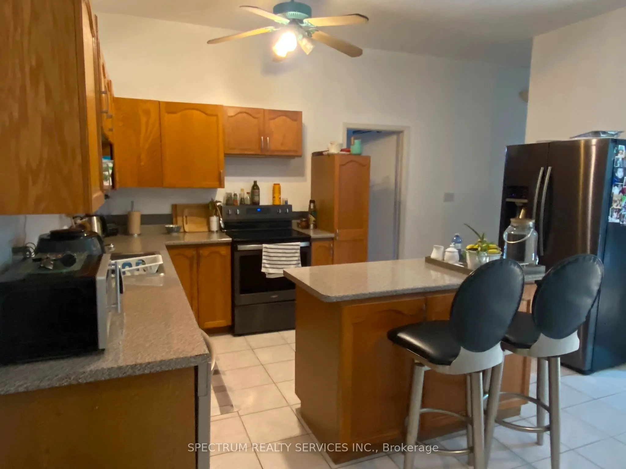 3126 Dundas Street W #Rear Main Floor Loft