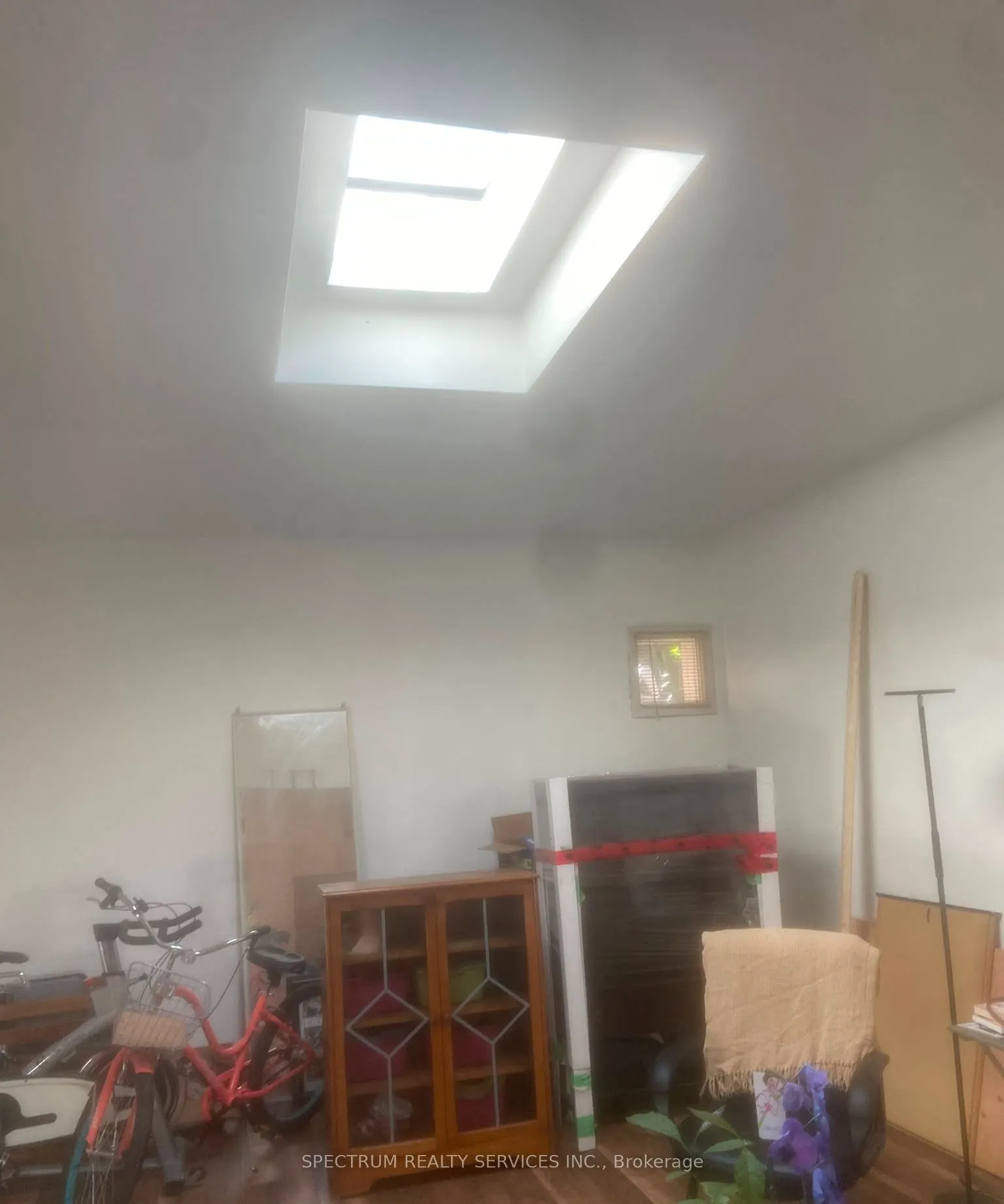 3126 Dundas Street W #Rear Main Floor Loft
