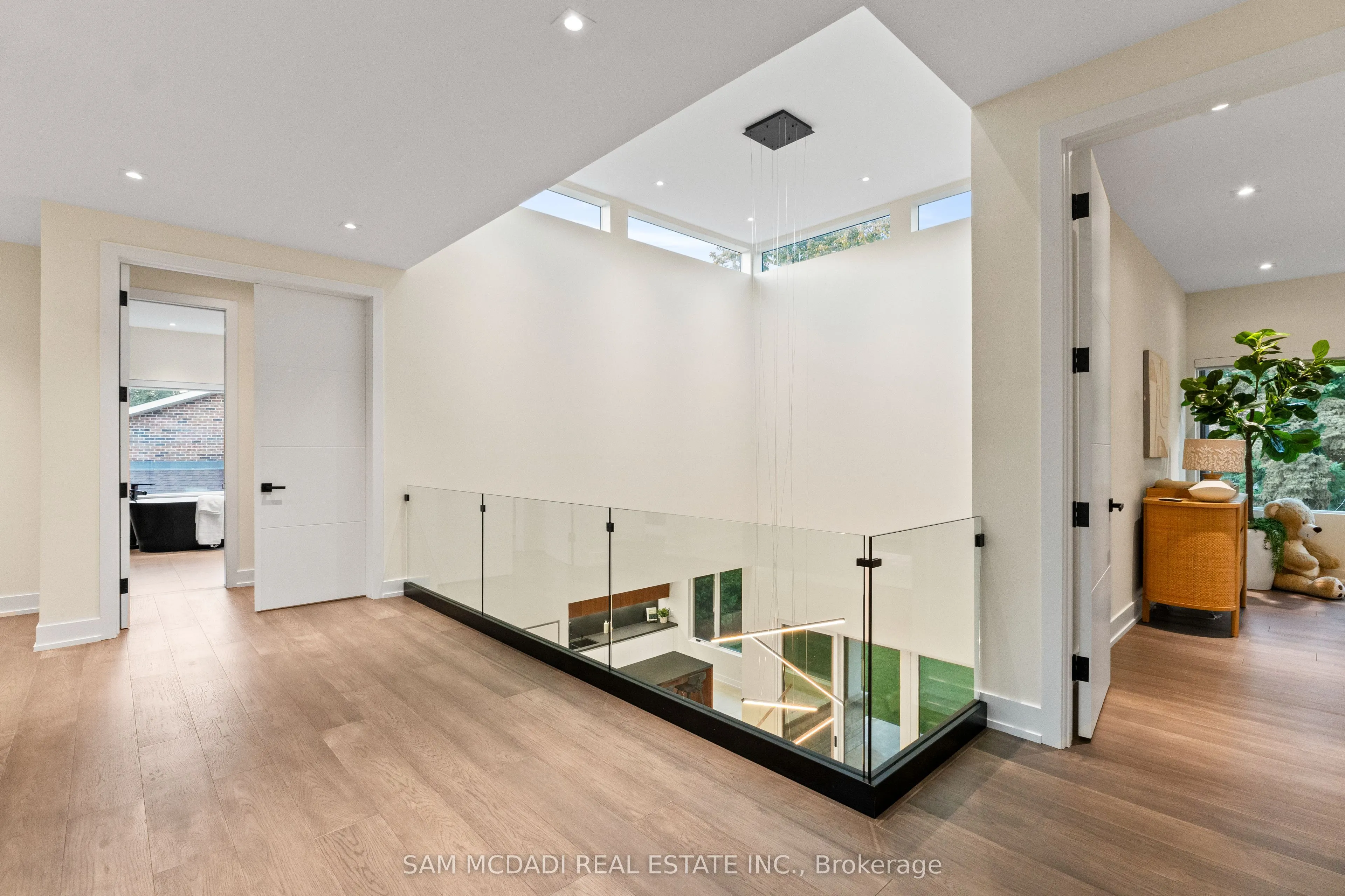 2075 Shawanaga Trail