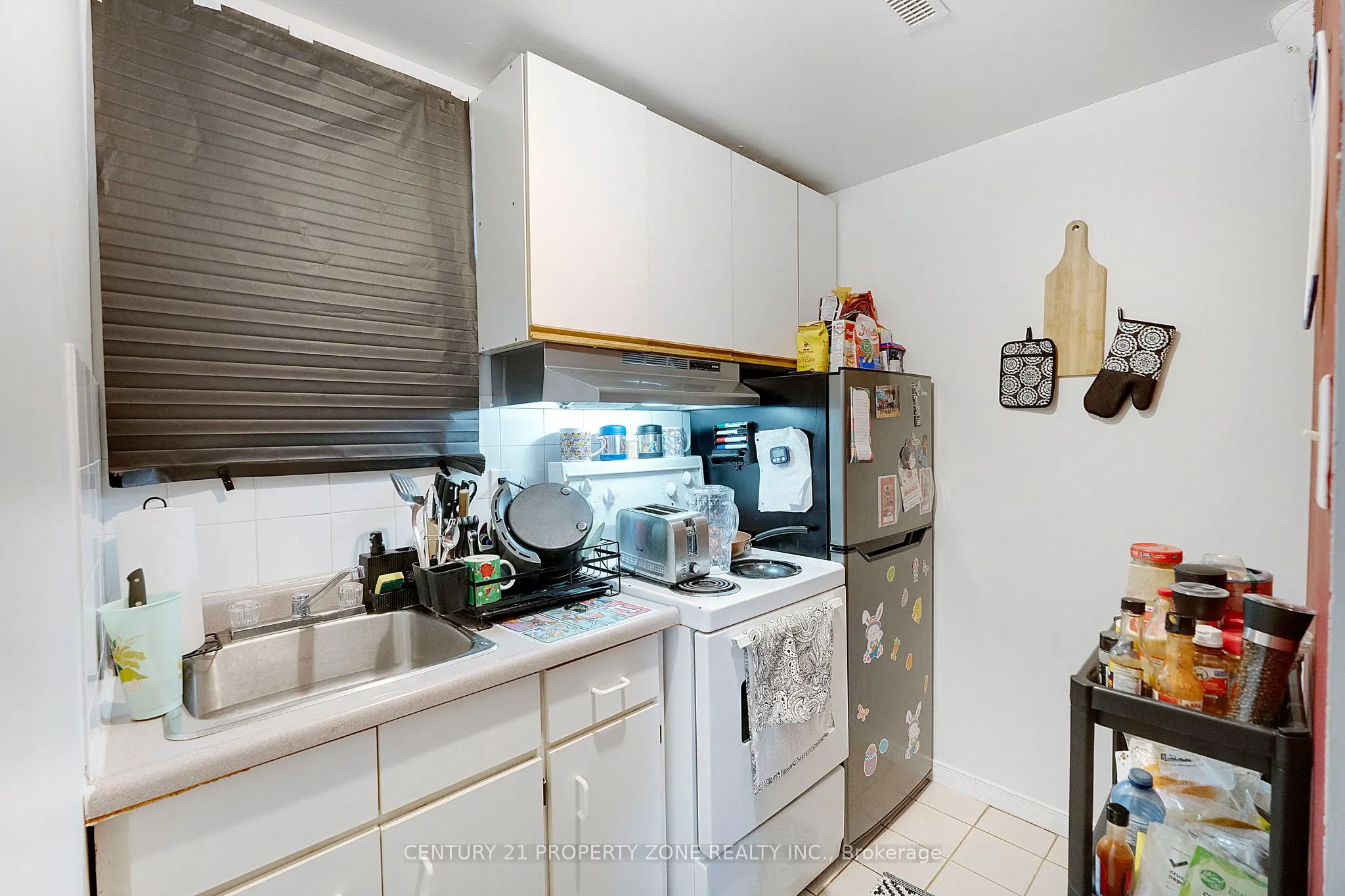 1473 Elm Road