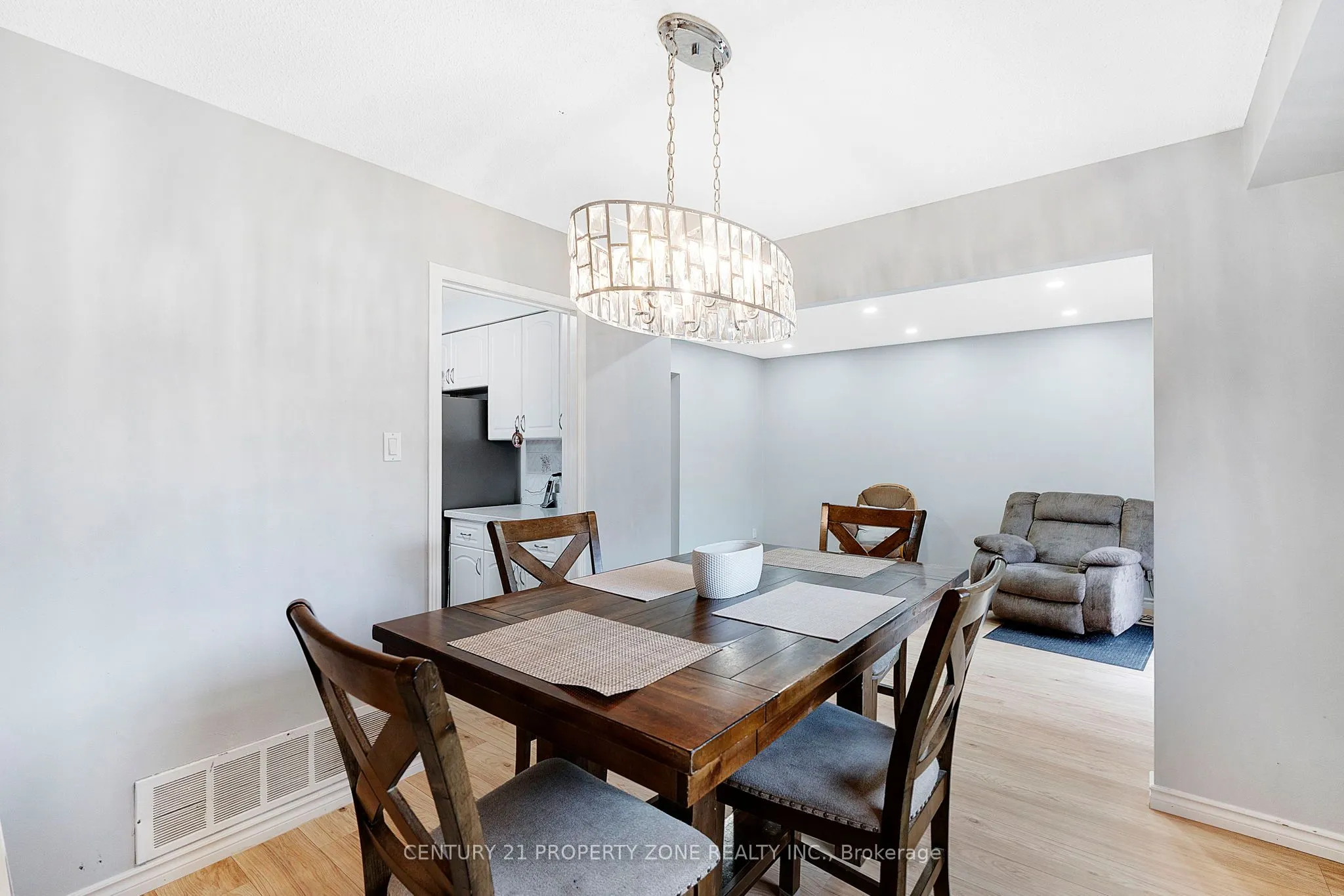 1473 Elm Road