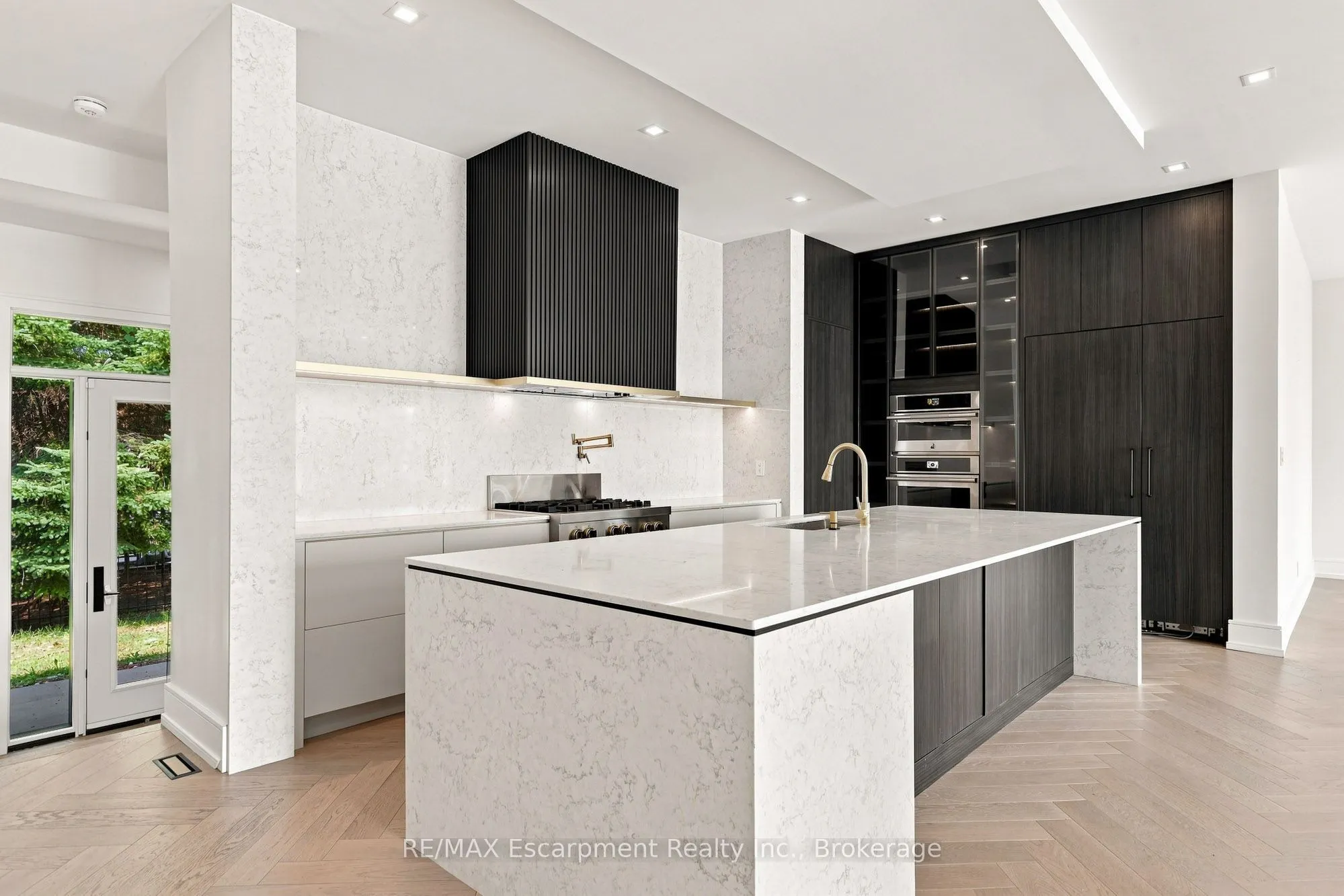 100 Appleby Place