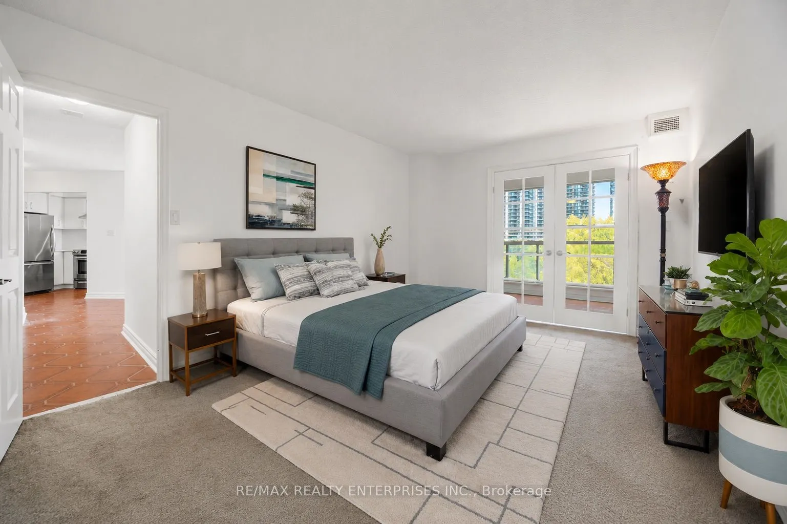 2261 Lake Shore Boulevard W #607