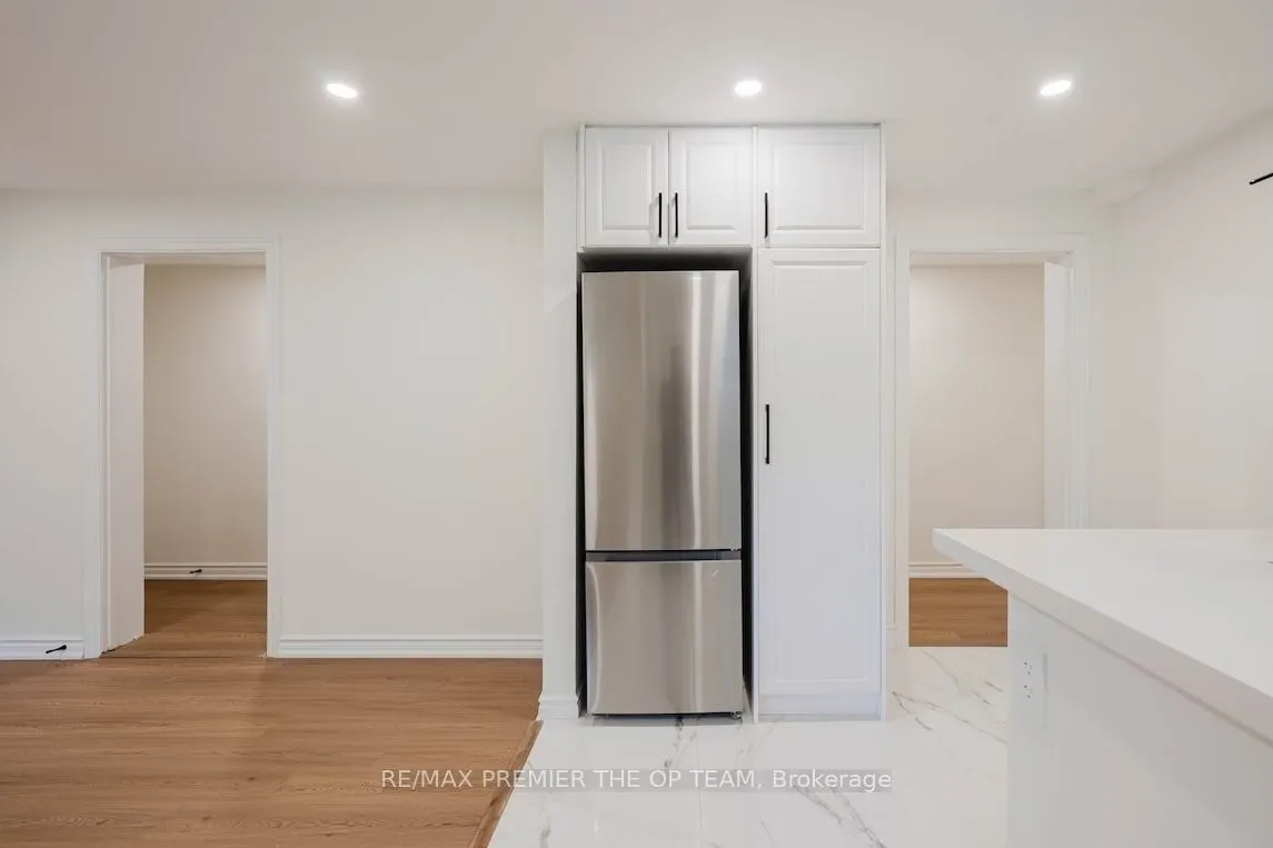 299 Quebec Avenue #1