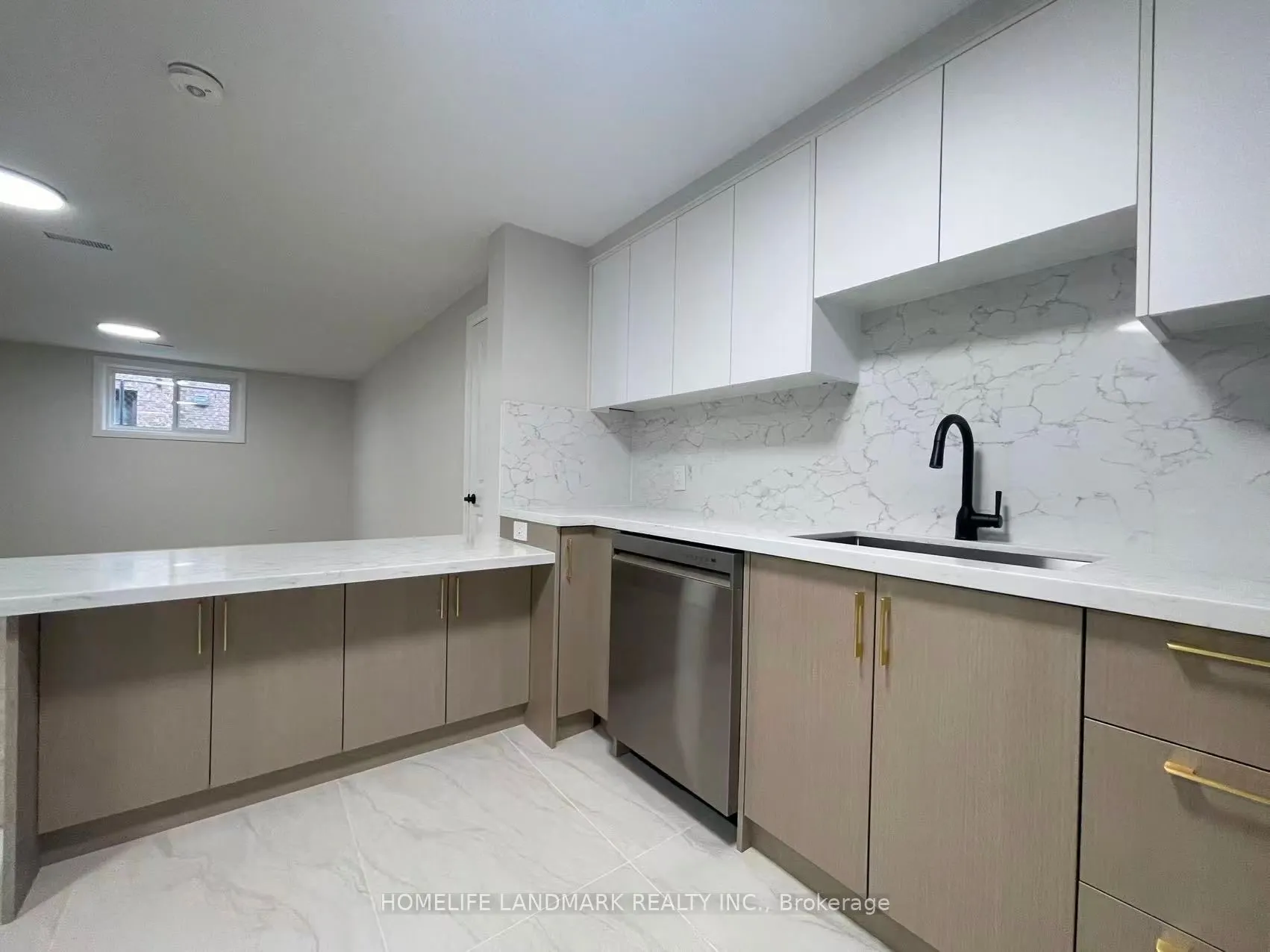 17 Rosemeade Avenue #Unit 3