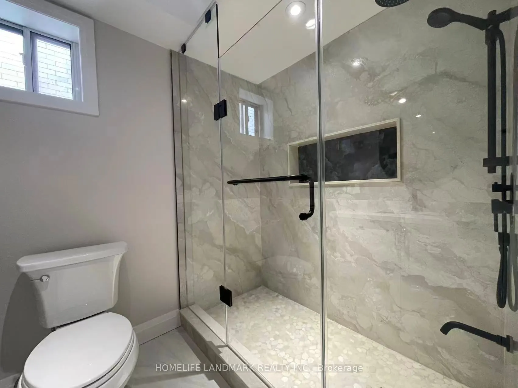 17 Rosemeade Avenue #Unit 3