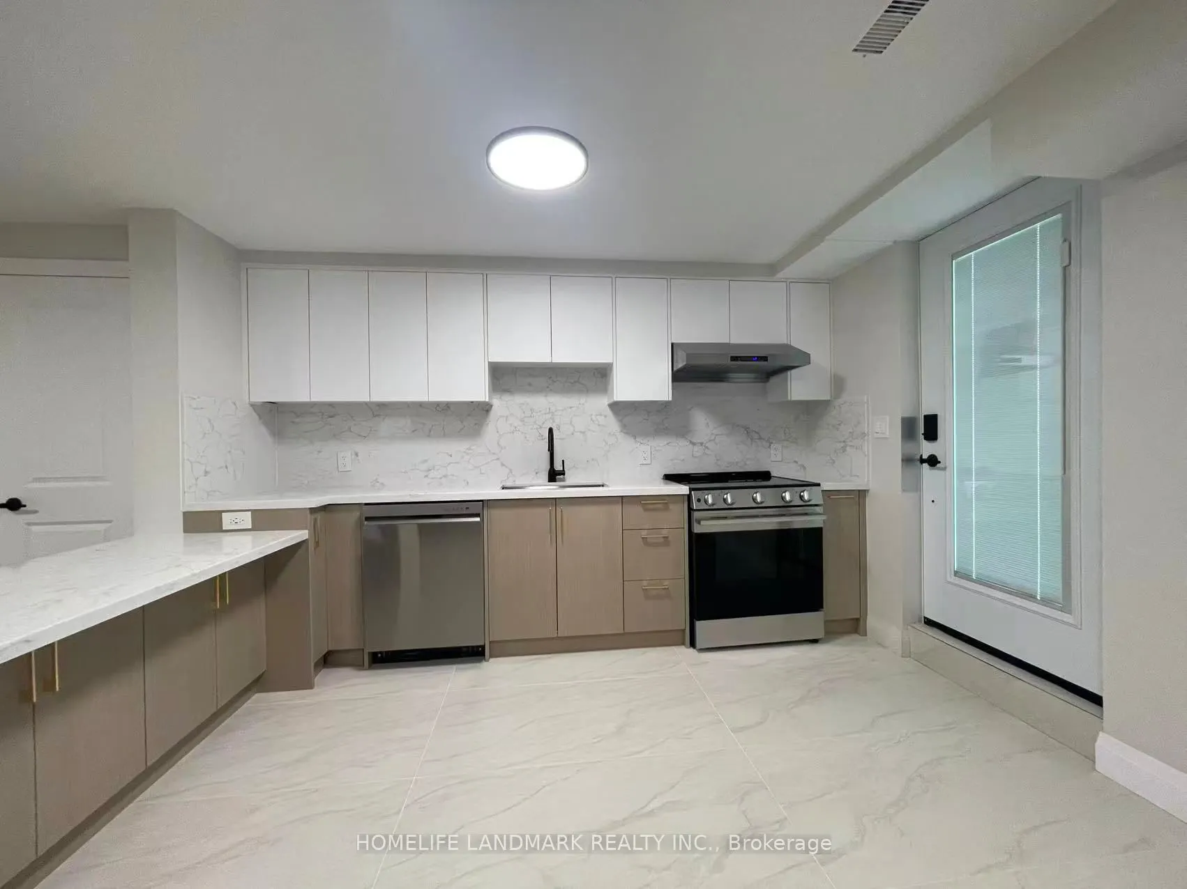 17 Rosemeade Avenue #Unit 3