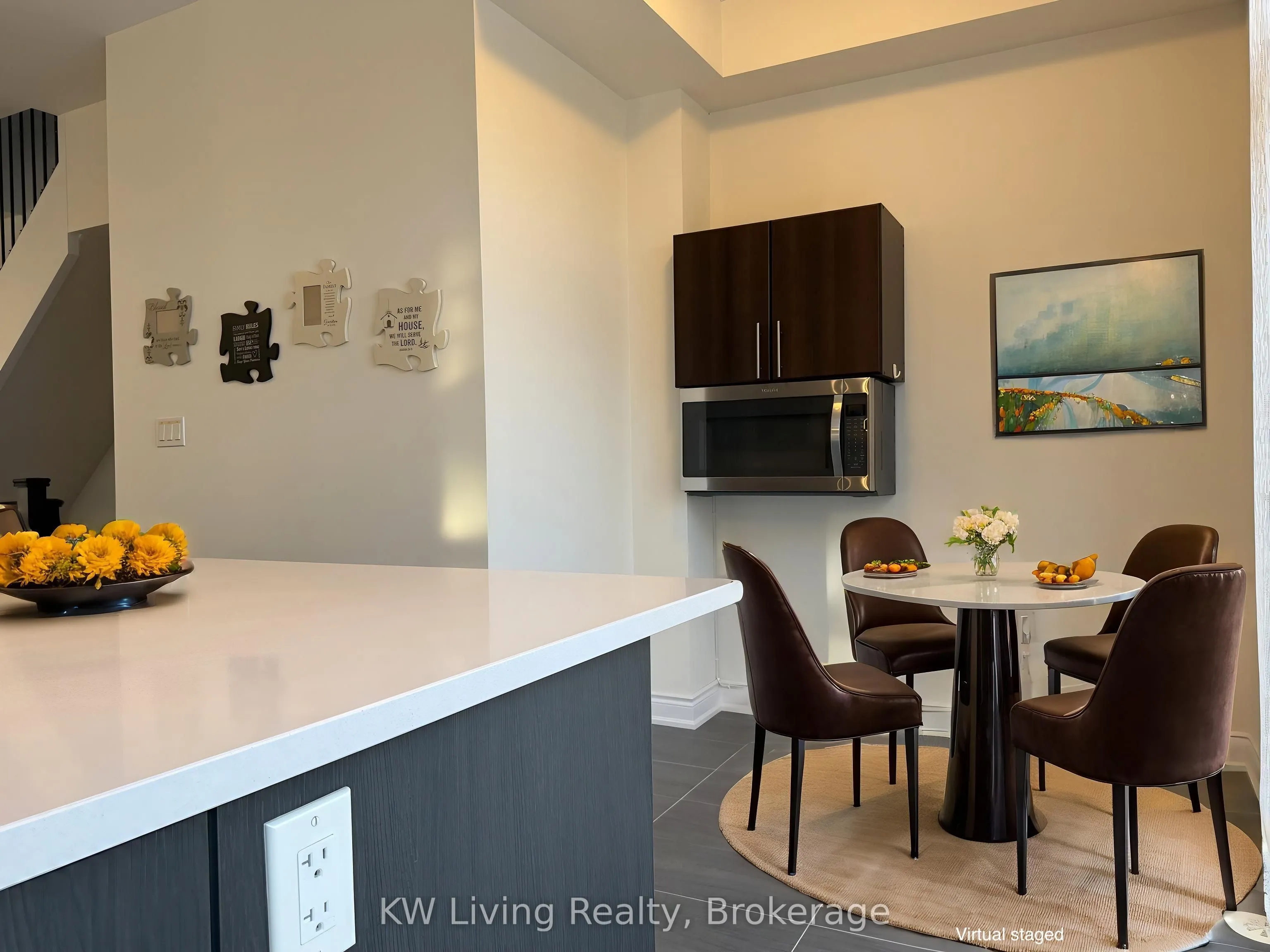 2005 Queensborough Gate #Lot 13
