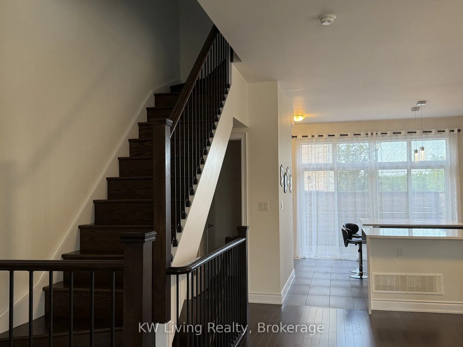 2005 Queensborough Gate #Lot 13