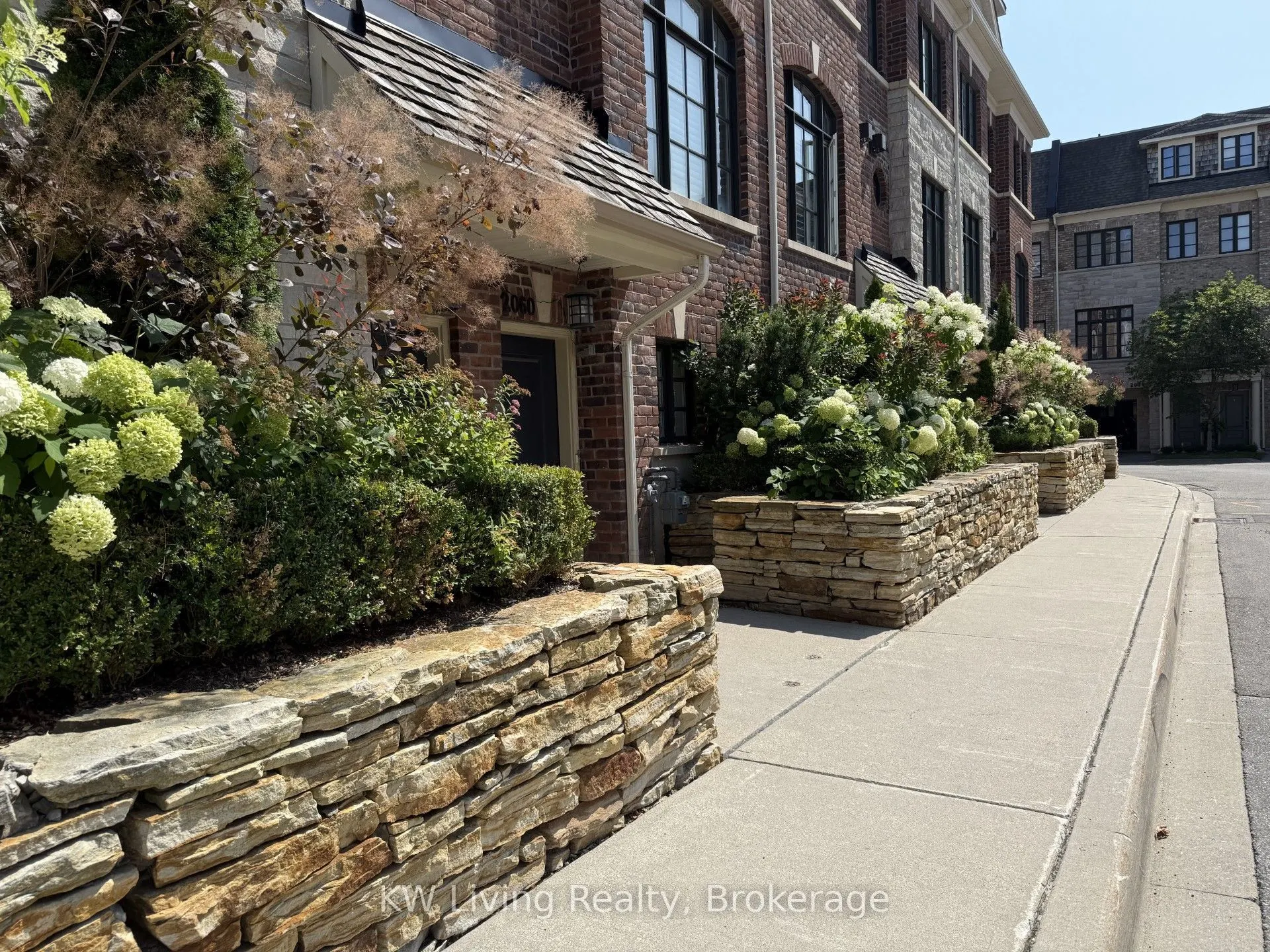 2005 Queensborough Gate #Lot 13