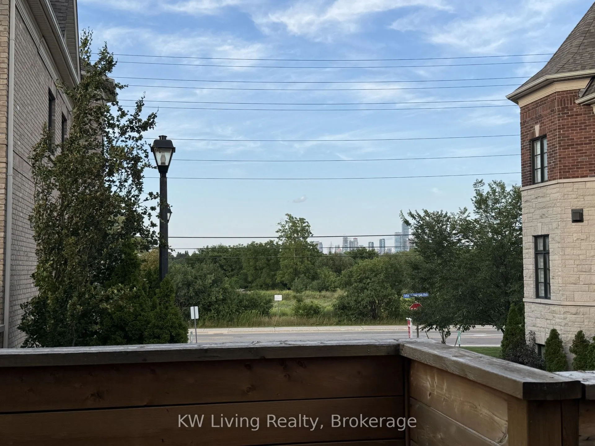 2005 Queensborough Gate #Lot 13
