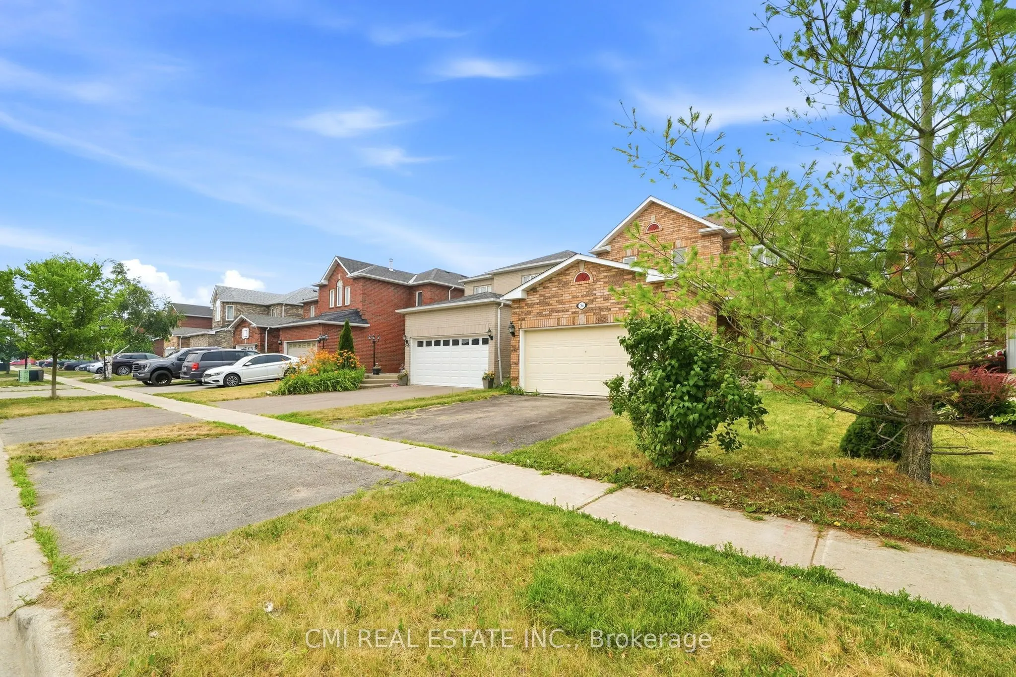 366 Marshall Crescent