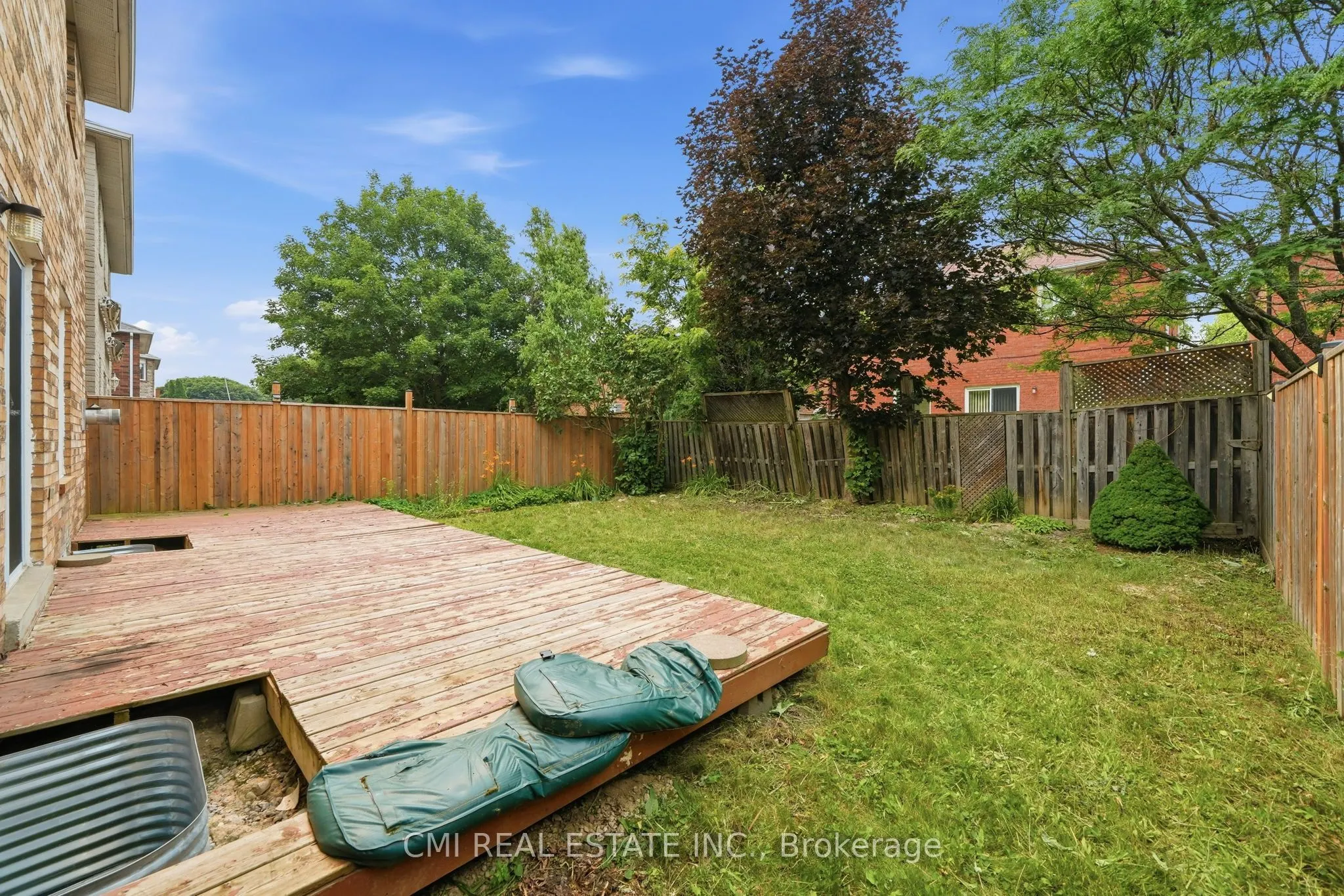 366 Marshall Crescent