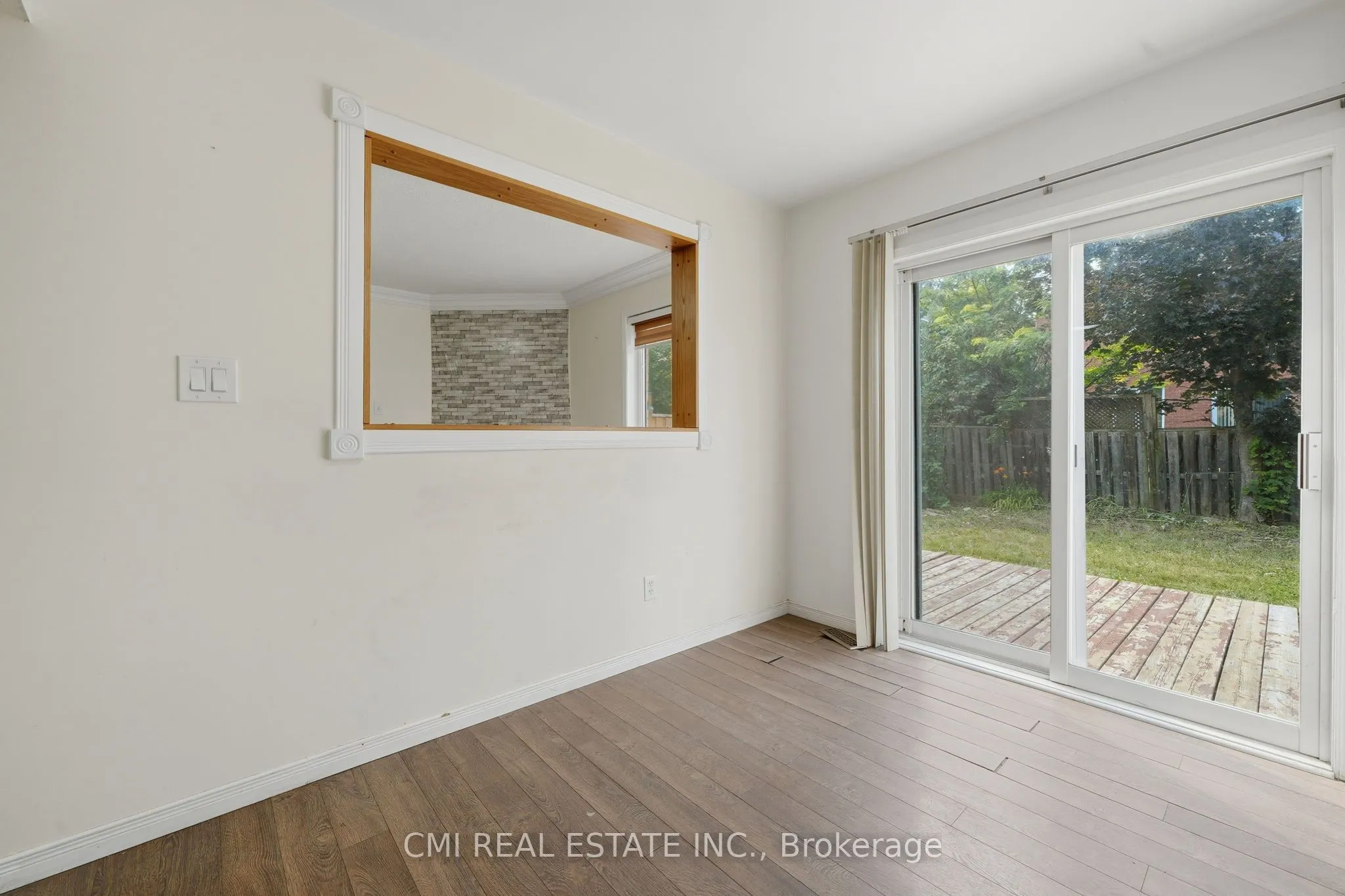 366 Marshall Crescent