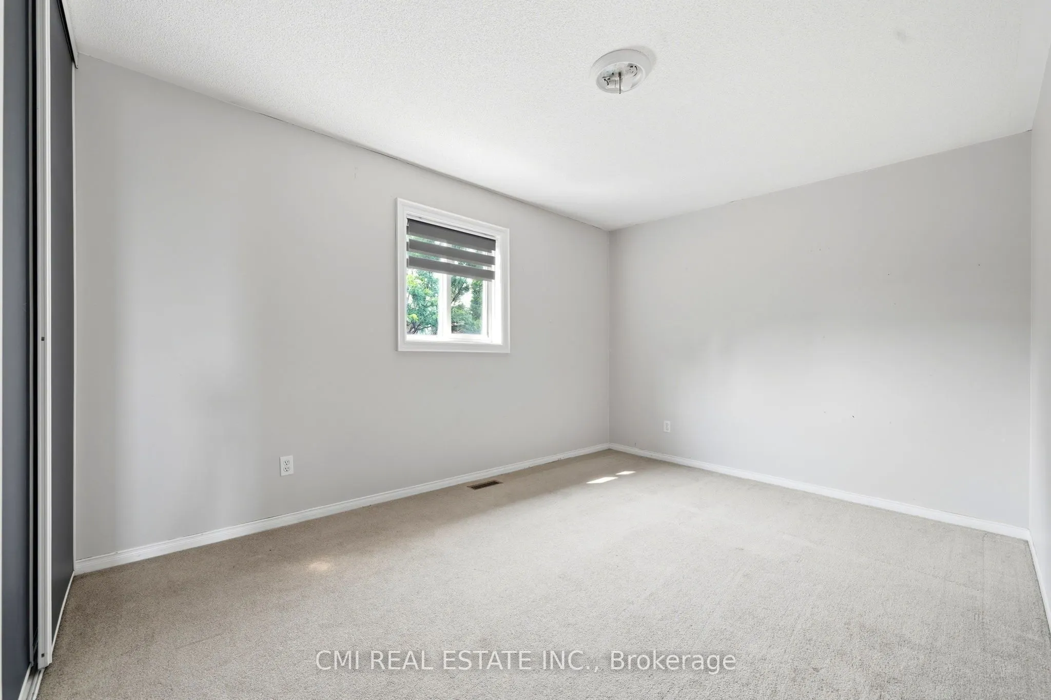 366 Marshall Crescent