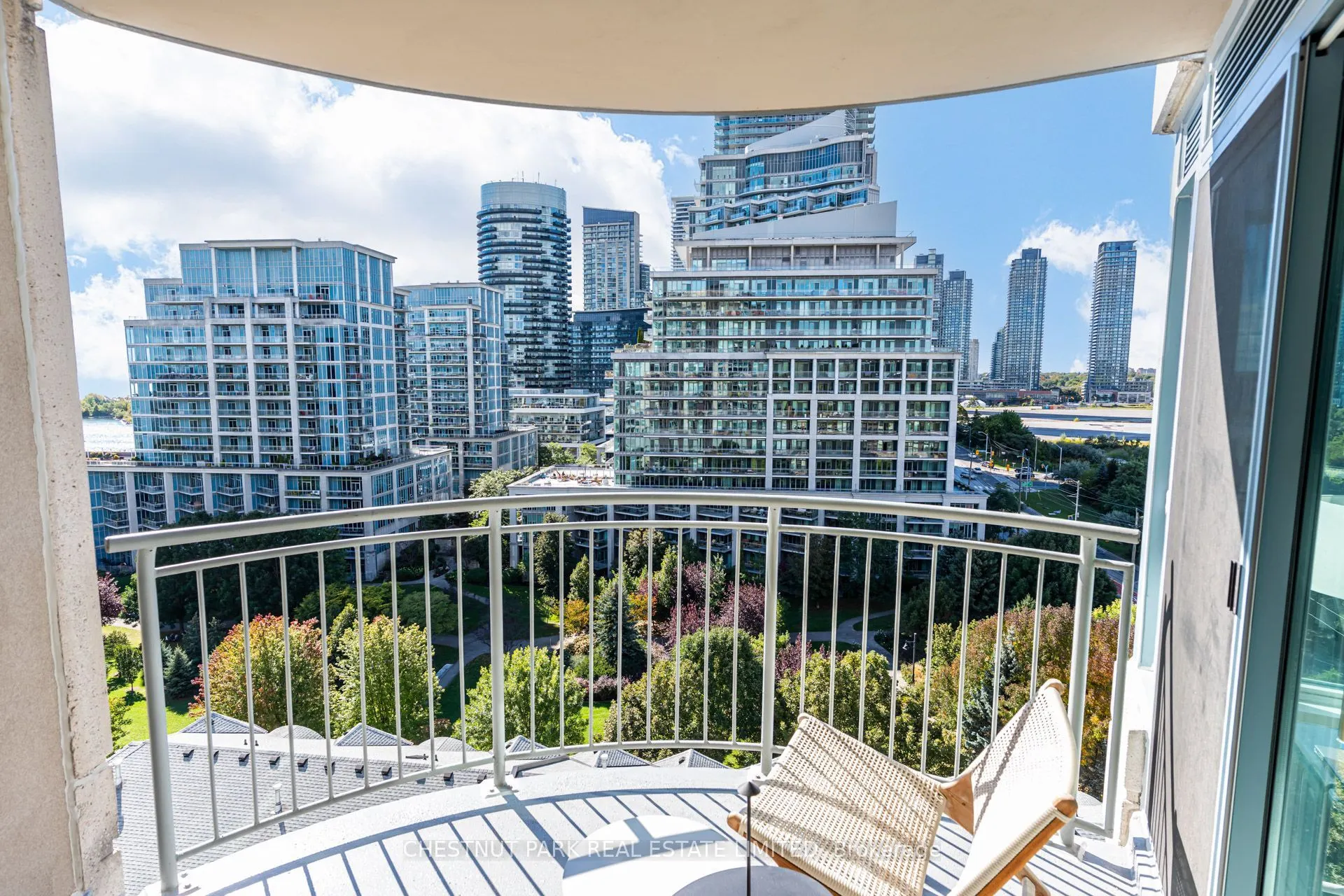 2111 Lake Shore Boulevard W #1208