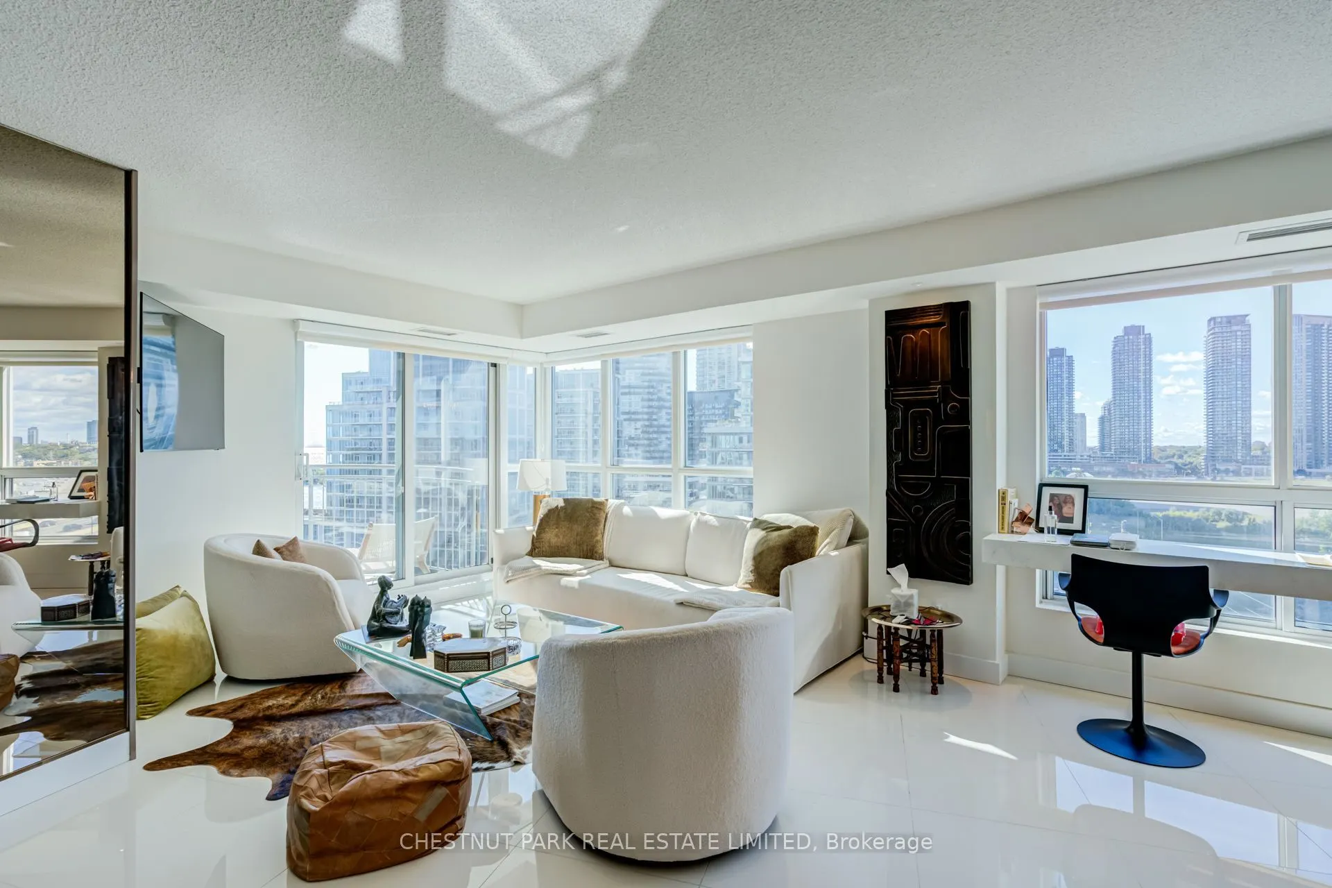 2111 Lake Shore Boulevard W #1208