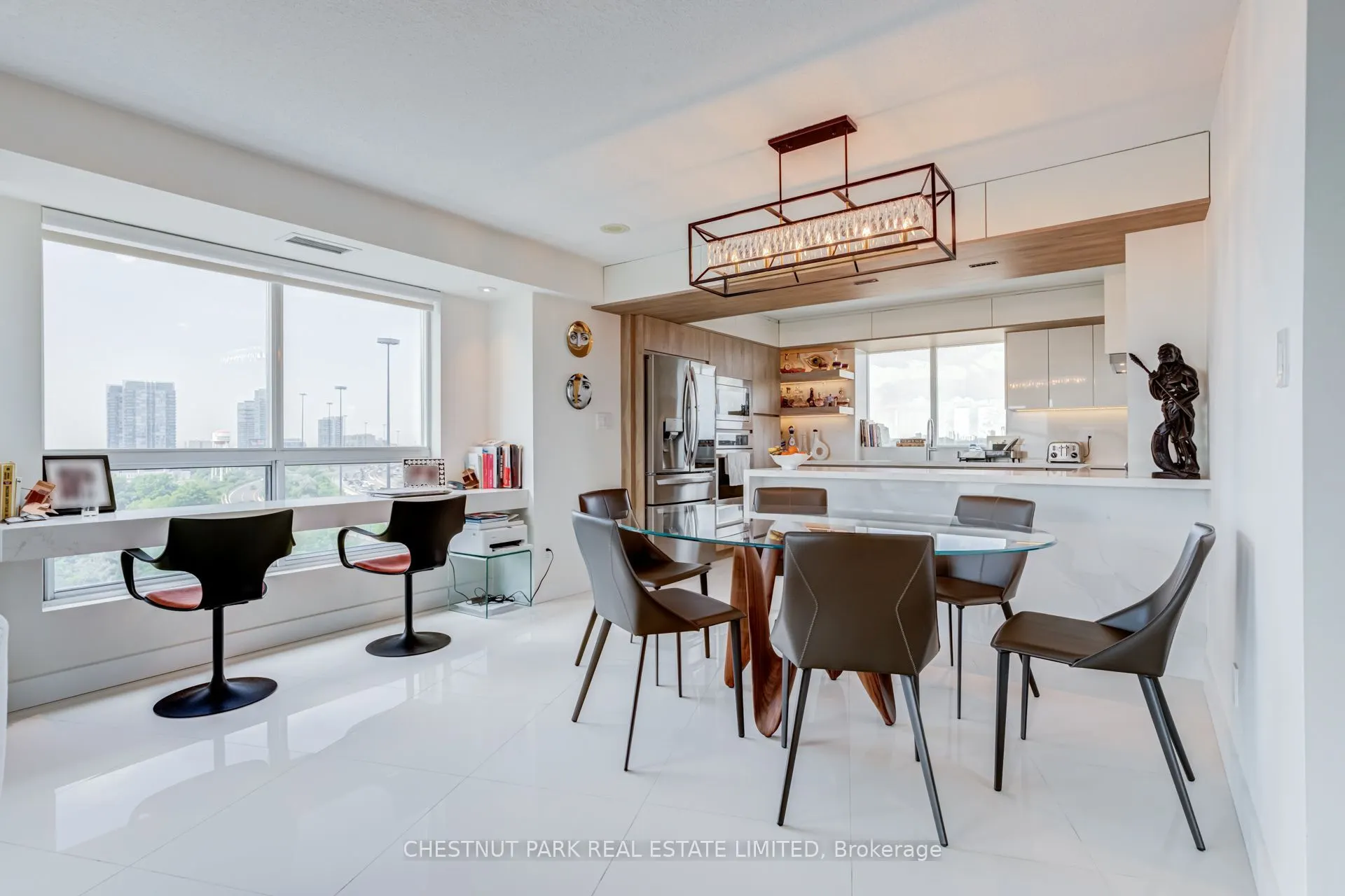 2111 Lake Shore Boulevard W #1208