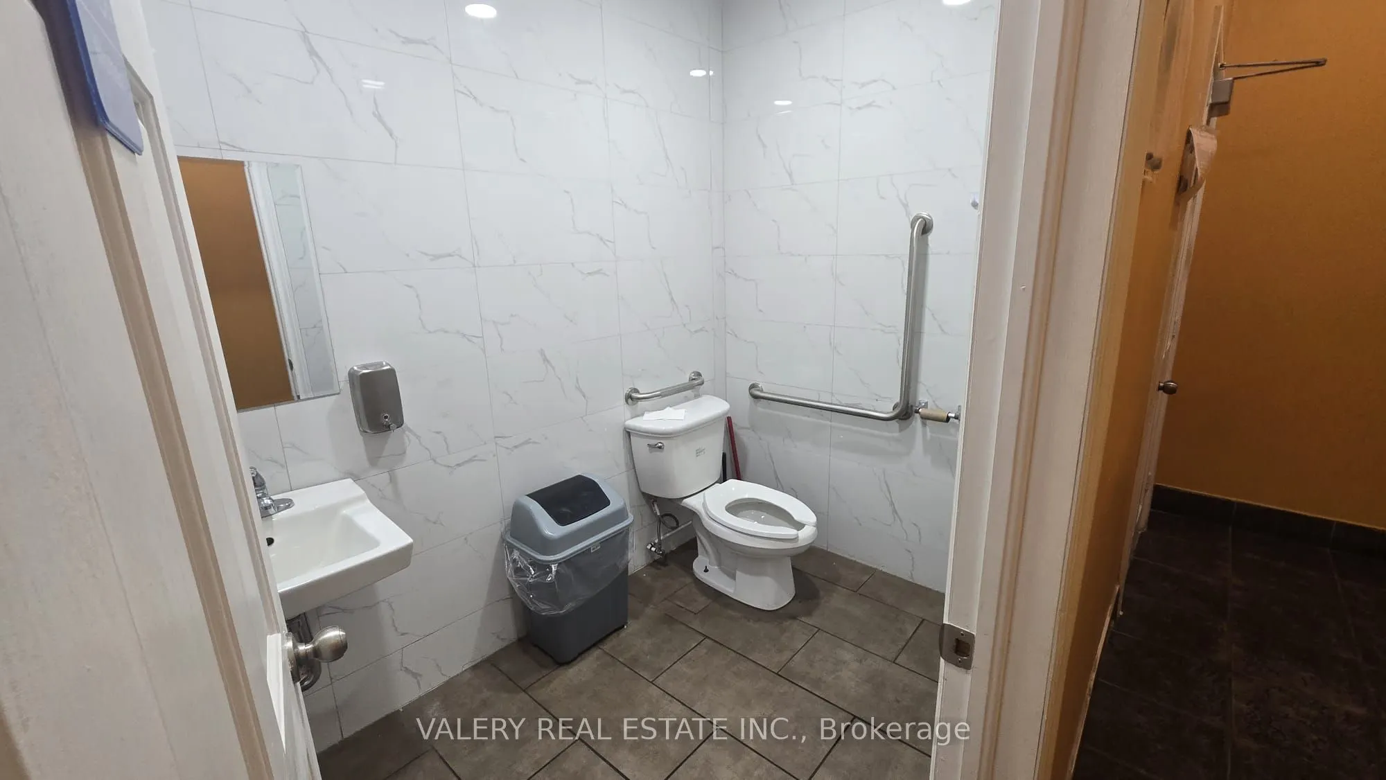 1125 Dundas Street East Street E #12A