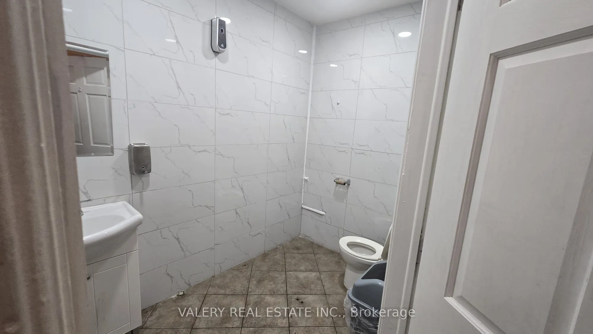 1125 Dundas Street East Street E #12A