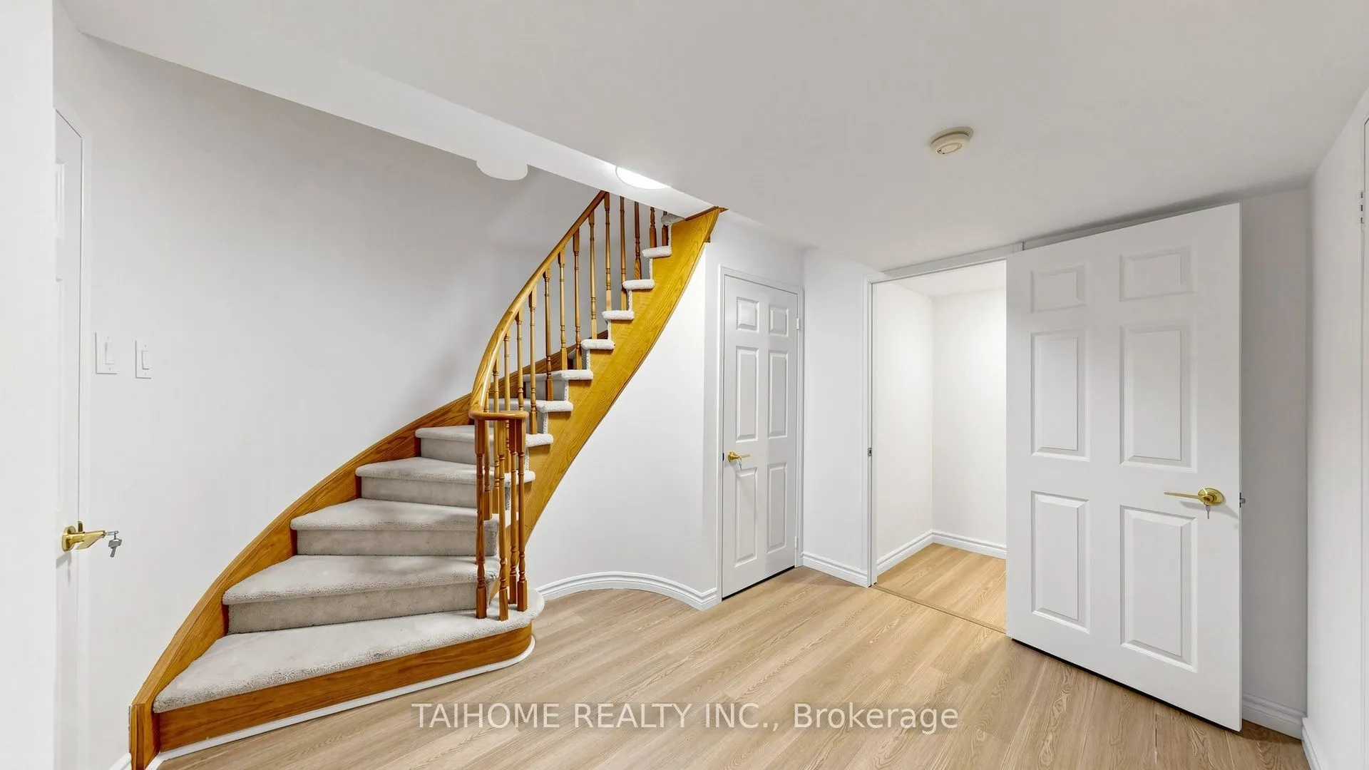 3573 Colonial Drive