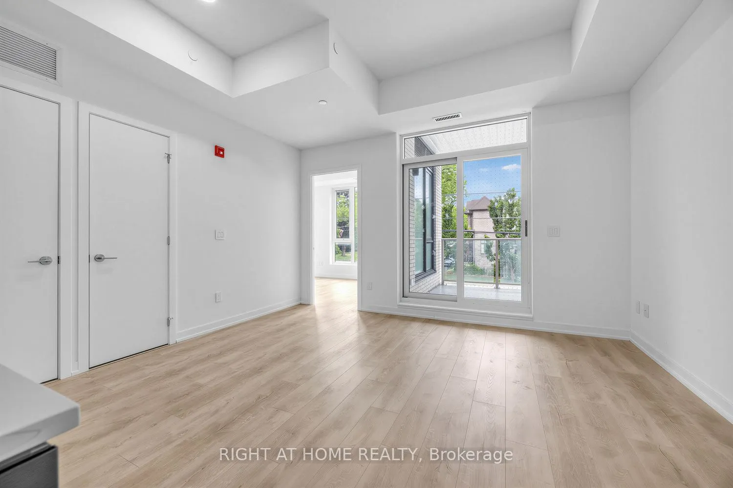 722 Marlee Avenue #207