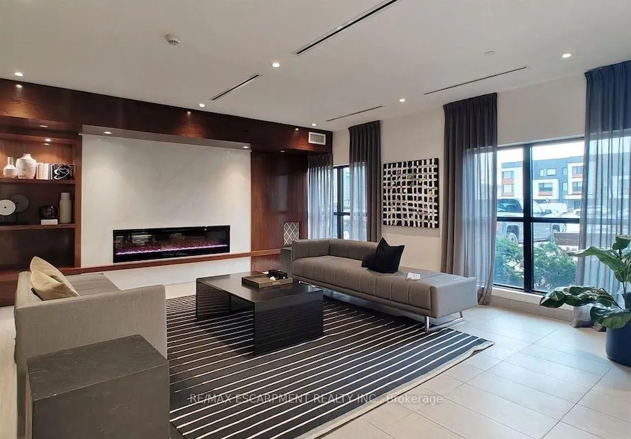 102 Grovewood Common #425