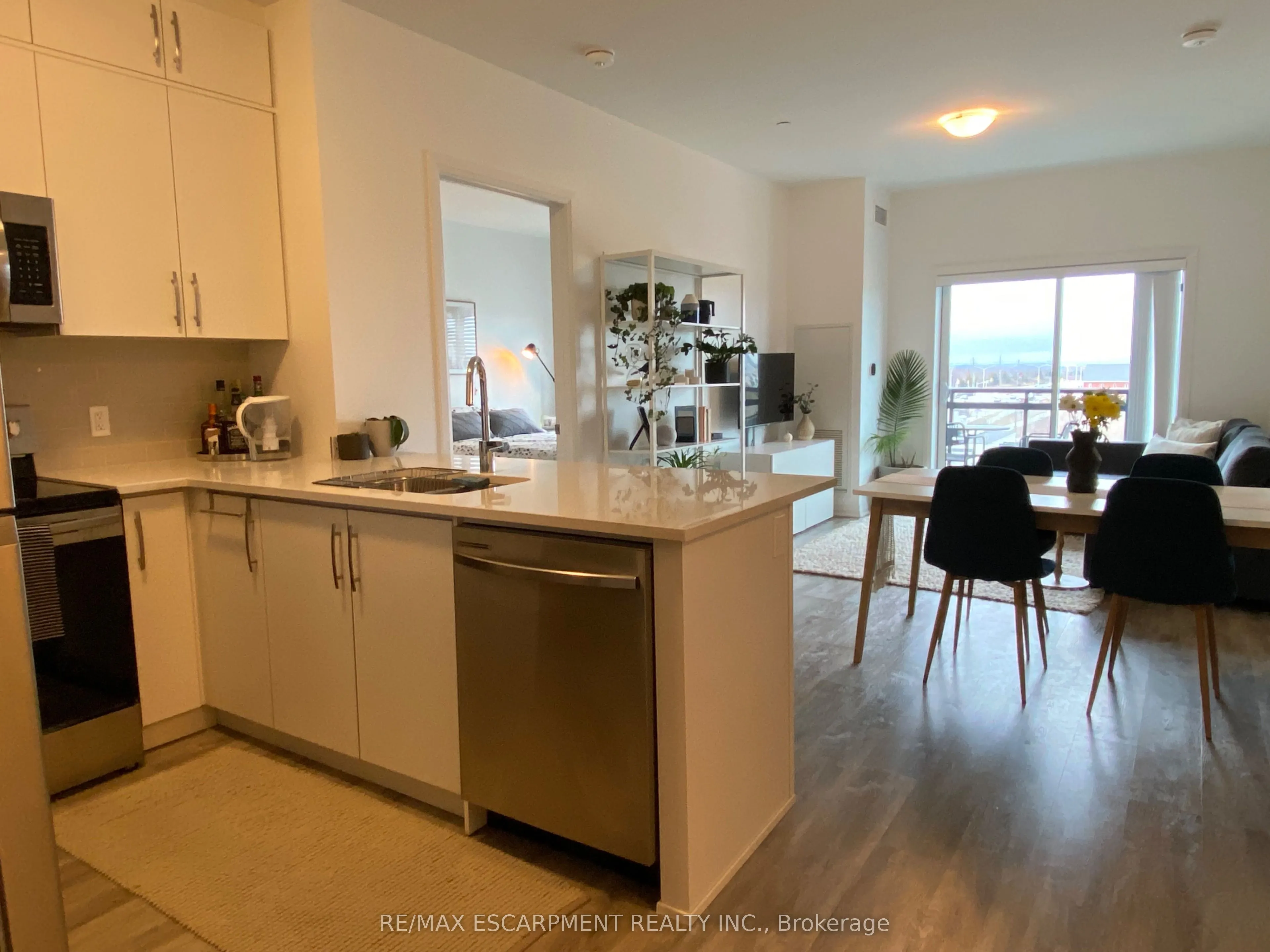 102 Grovewood Common #425
