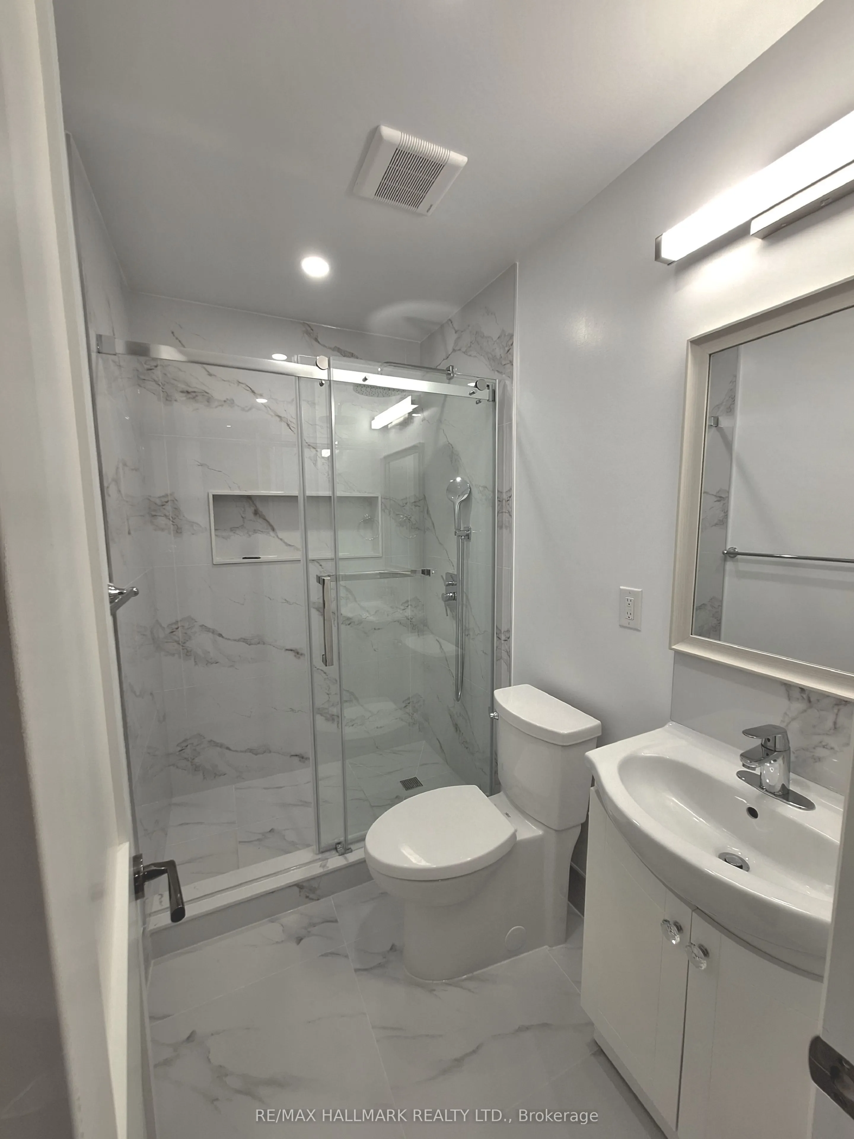 38 Harrison Avenue #LOWER