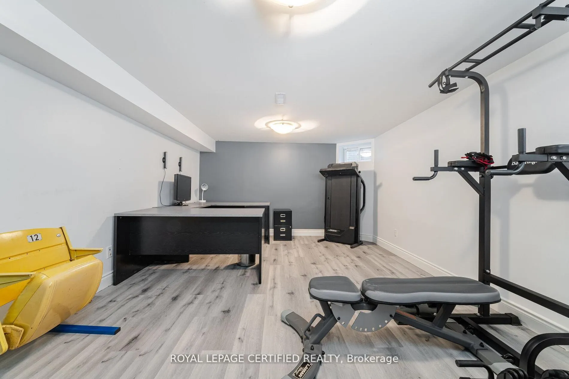 5 Stockman Crescent