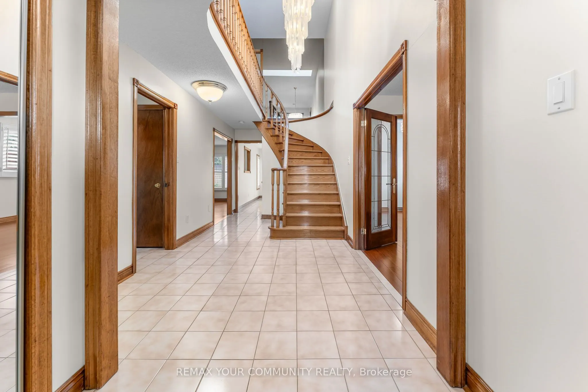 4 Tomel Court