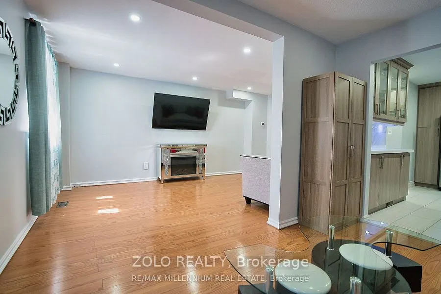 2700 Battleford Road #19