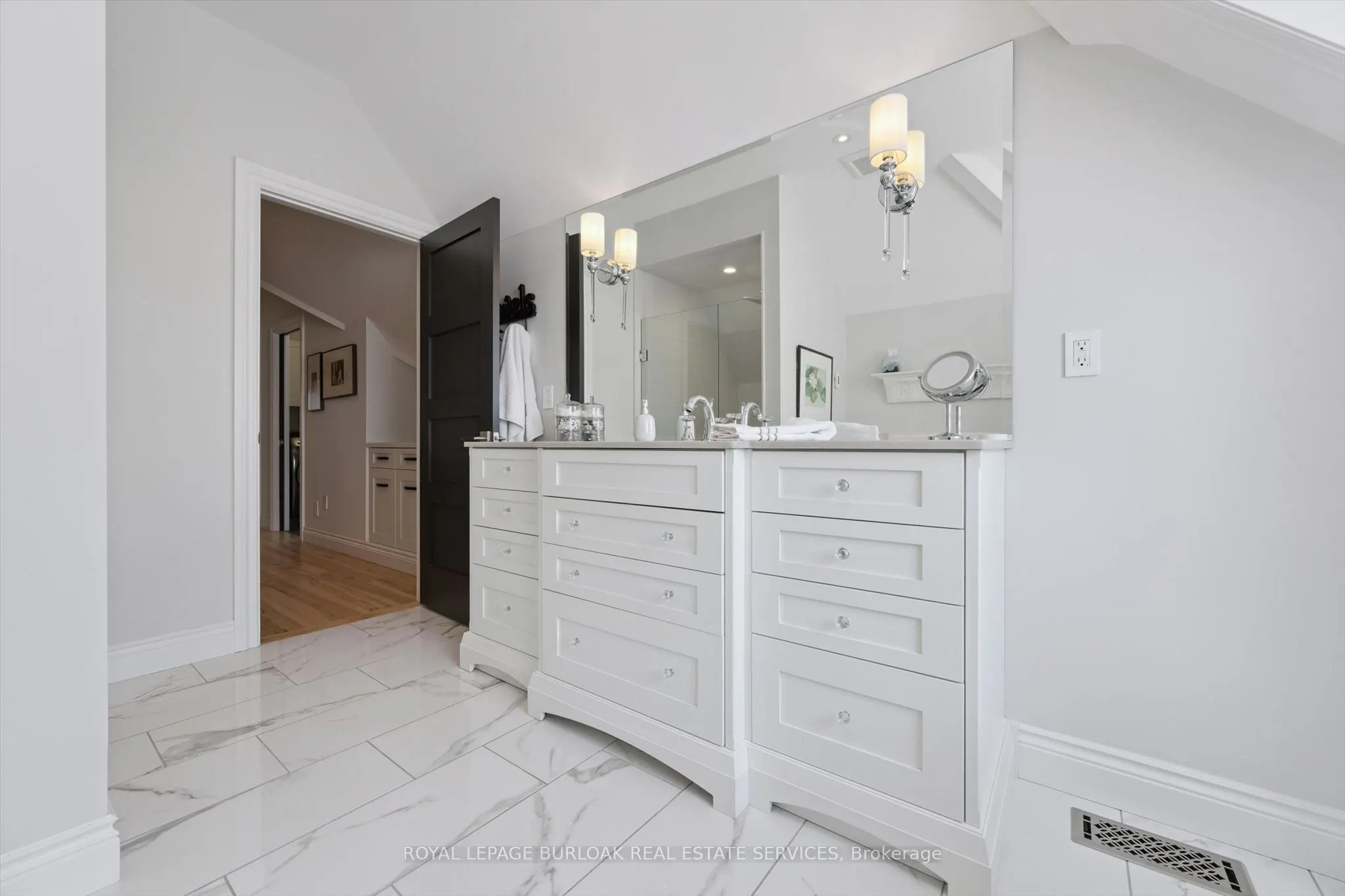 263 Plains Road W #5
