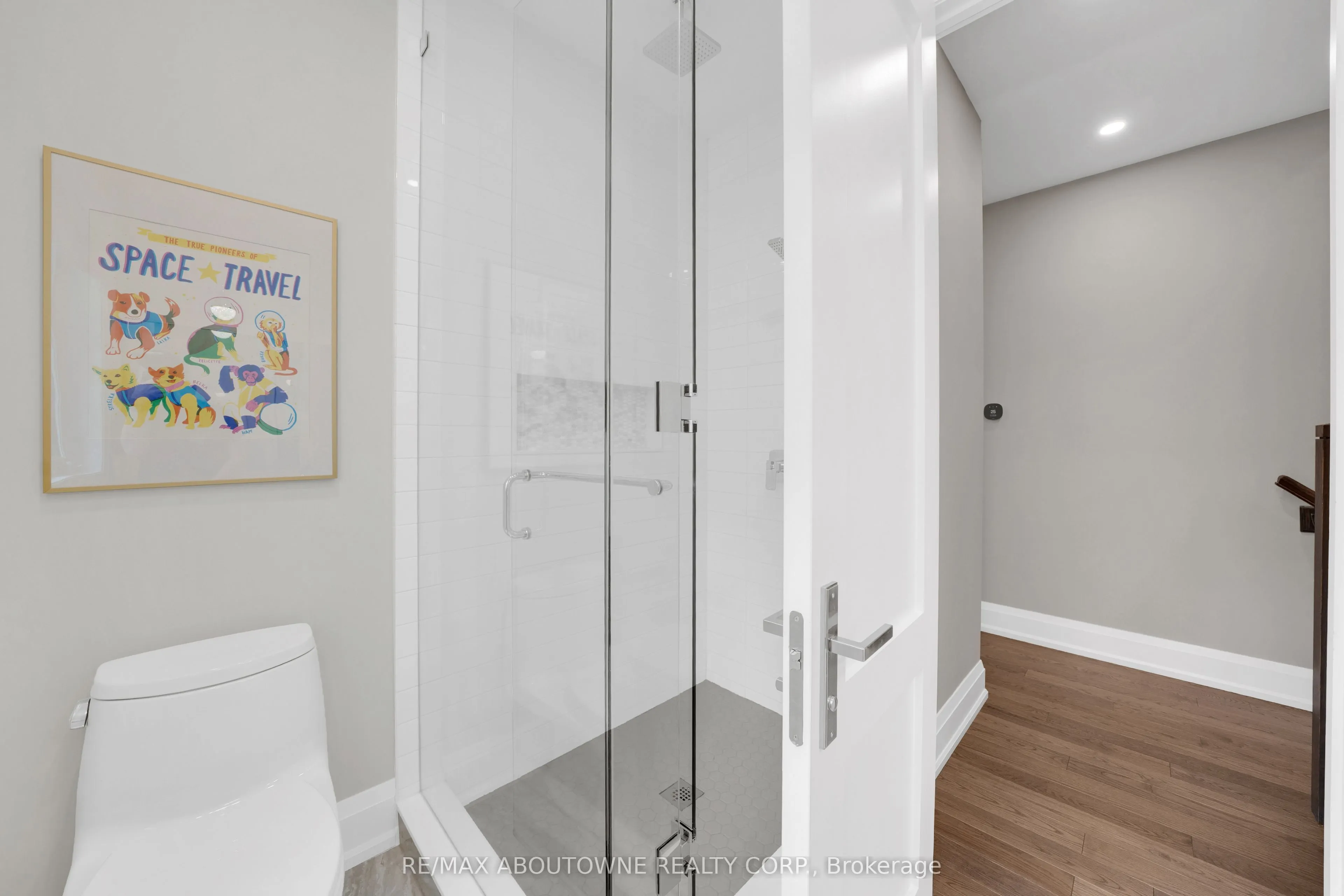 438 Southland Crescent