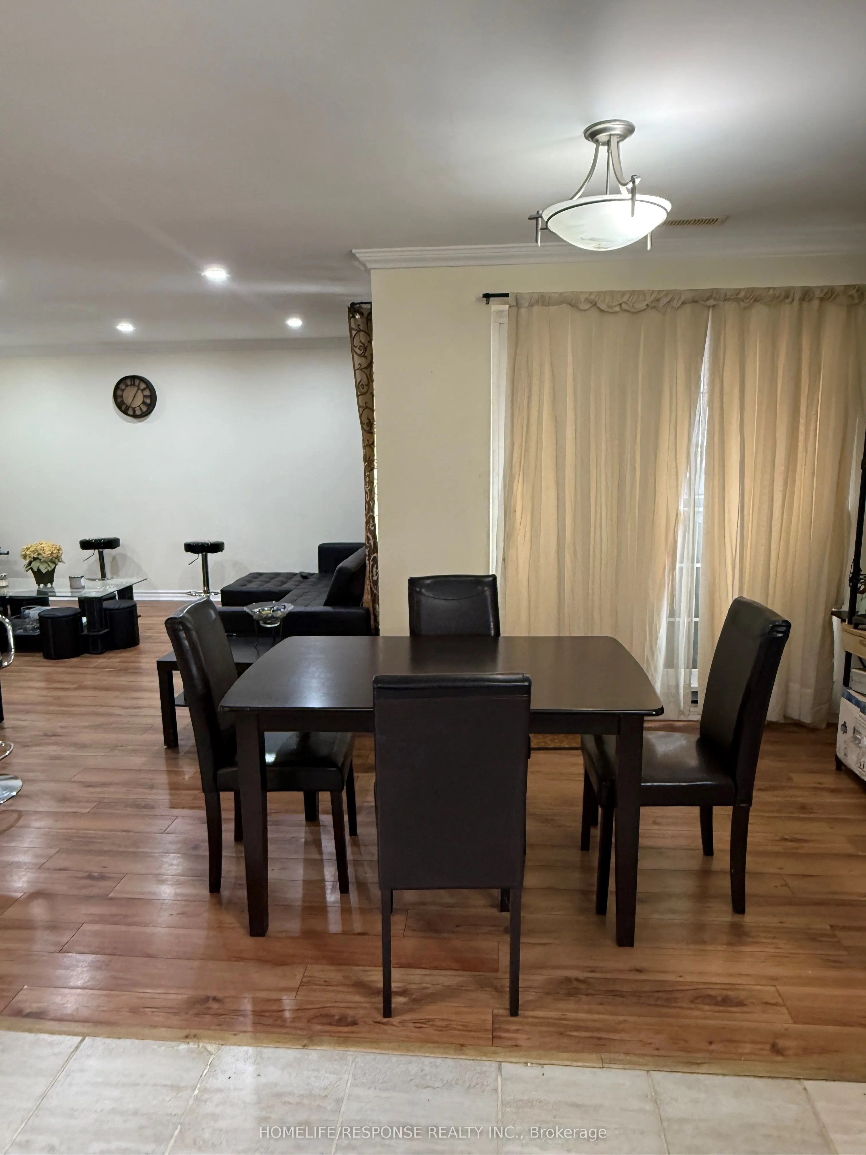 1055 DUNDAS Street E #158