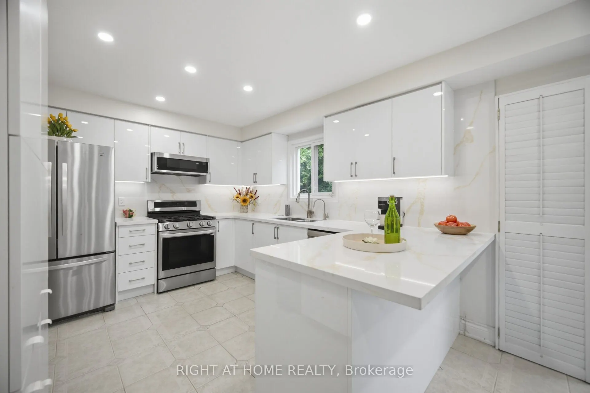 6379 Alderwood Trail