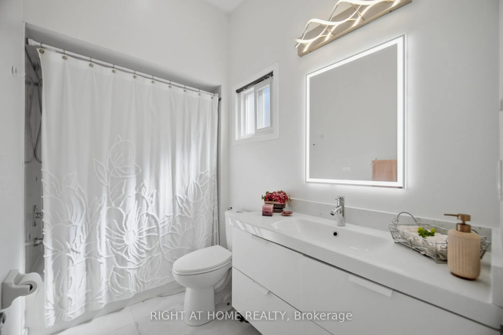 6379 Alderwood Trail