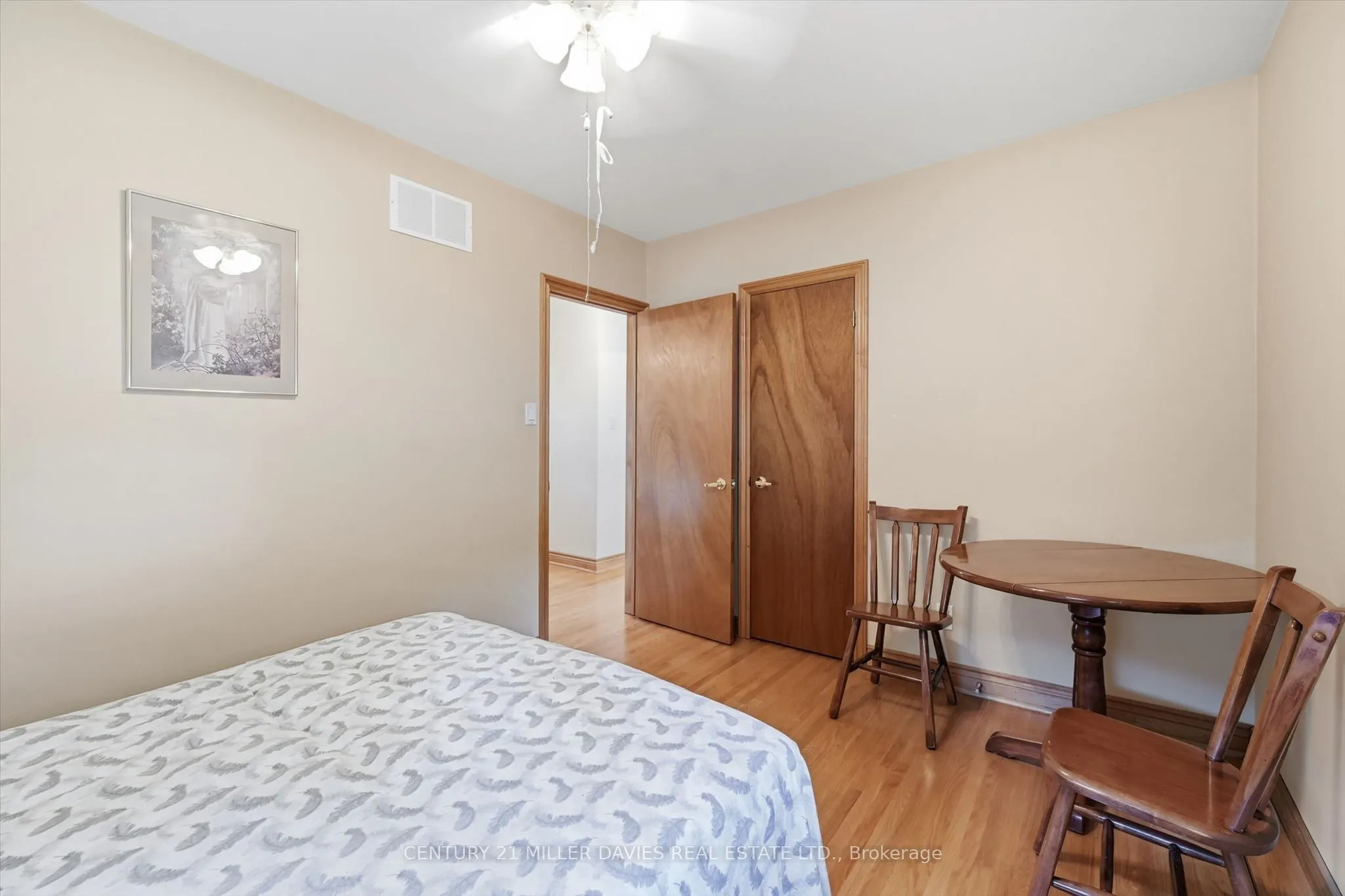 237 Mohawk Road