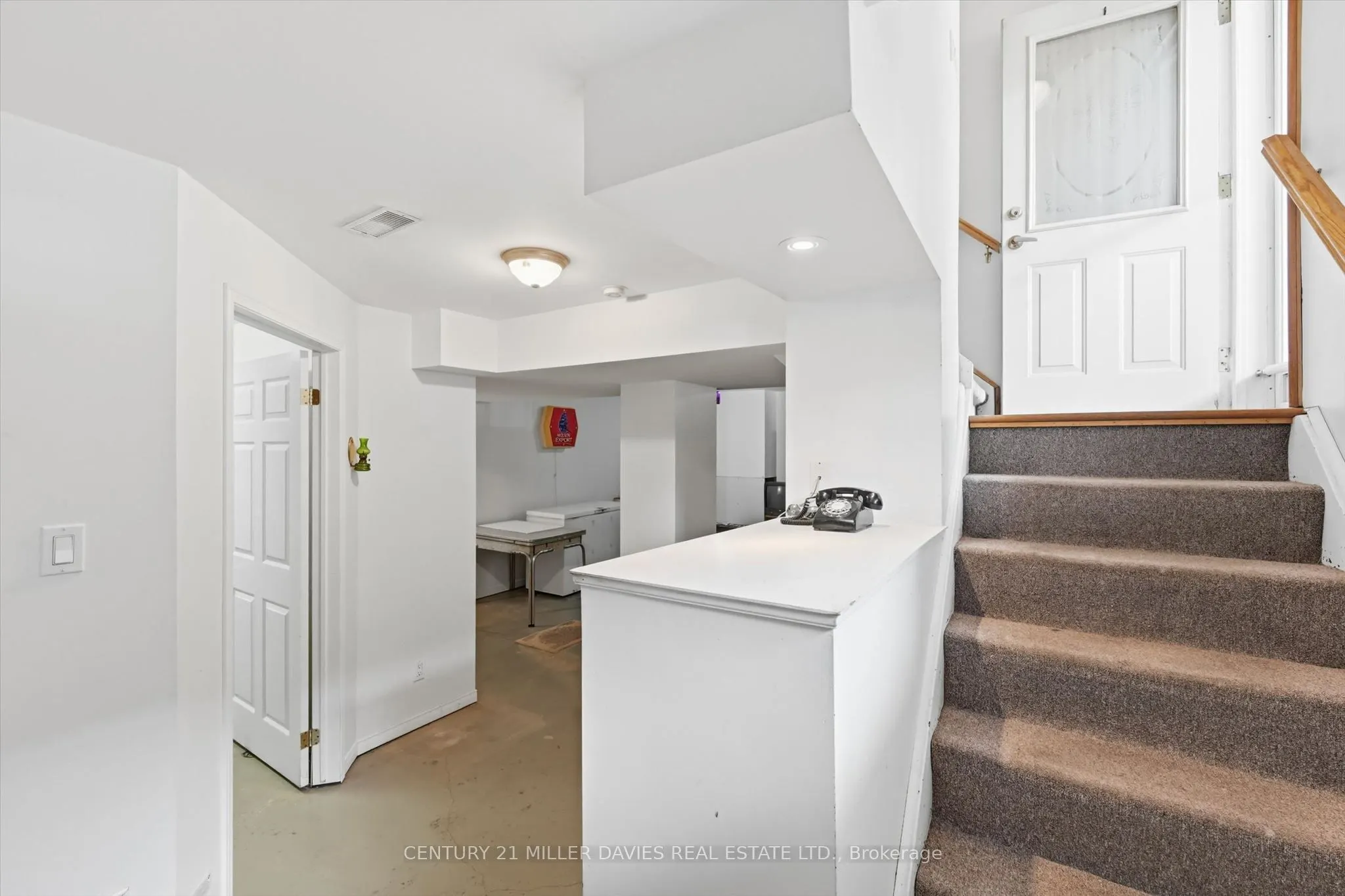 237 Mohawk Road